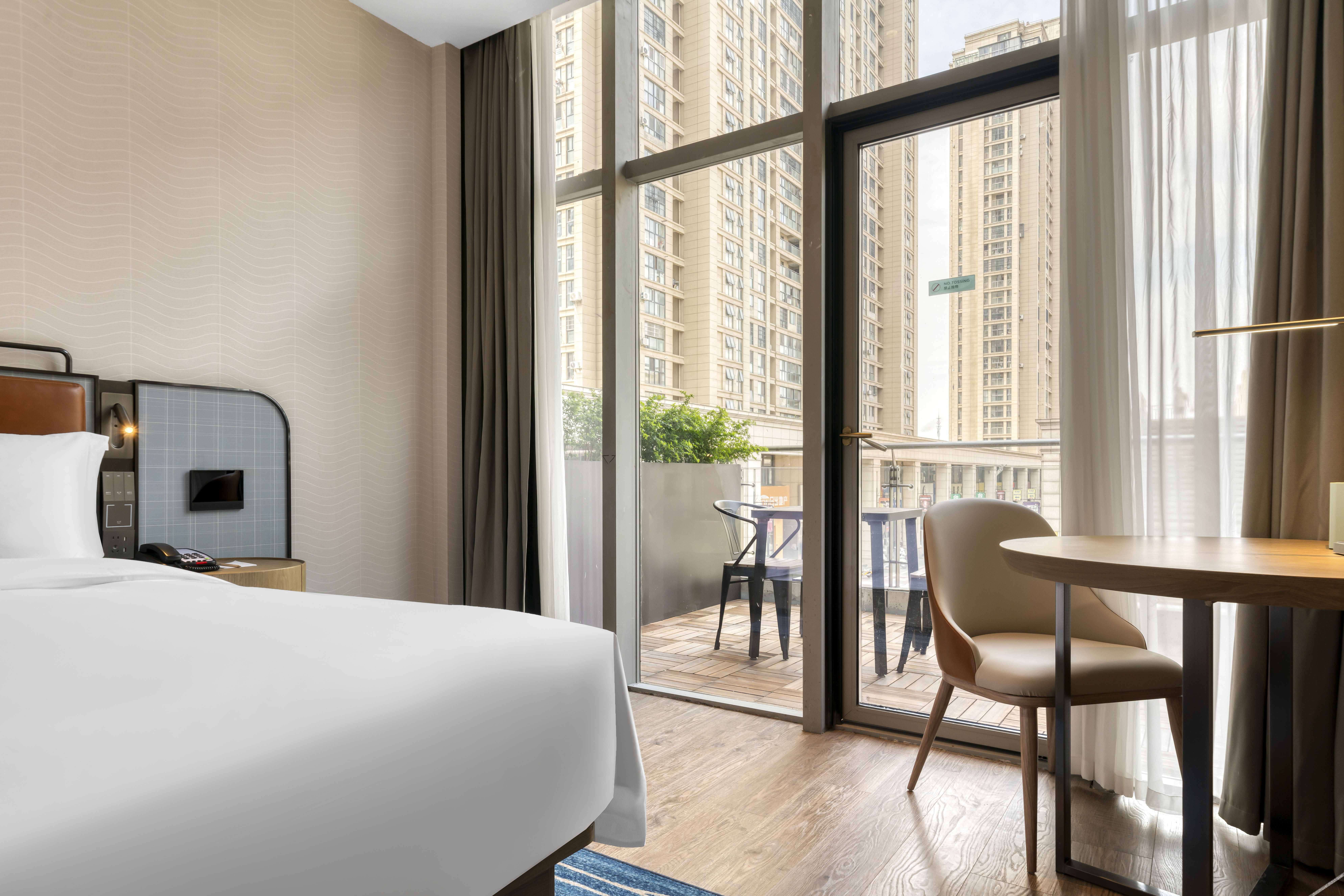 Home Inn Cloud (Yifeng Times Plaza, Xiangyu Avenue, Huainan) 3*