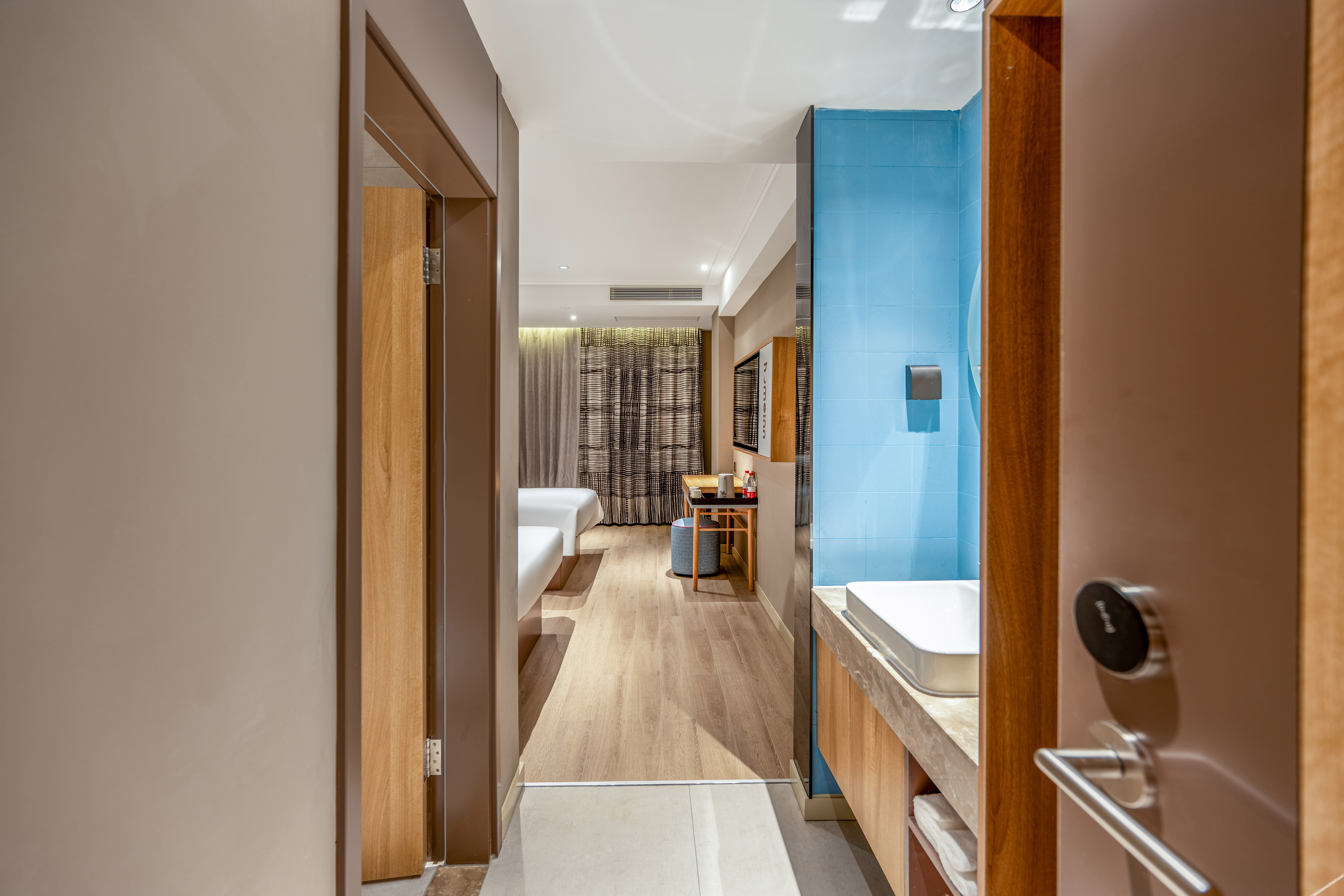 Homeinn · neo (Sanya Bay Lovers Bridge) 3*