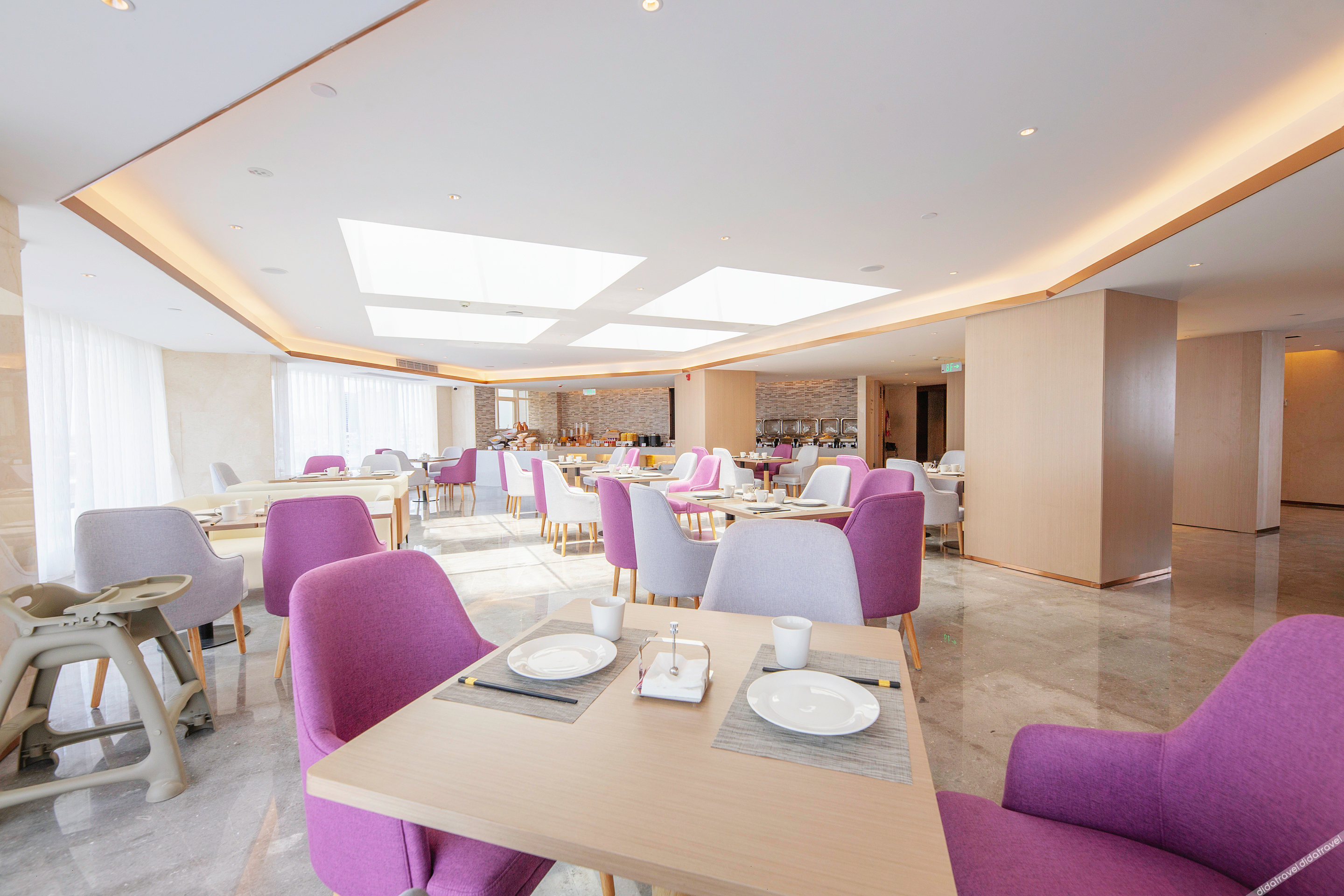 Lavande Hotel (Beihai Hepu High-speed Railway Station Haisi Shougang Branch) 3*