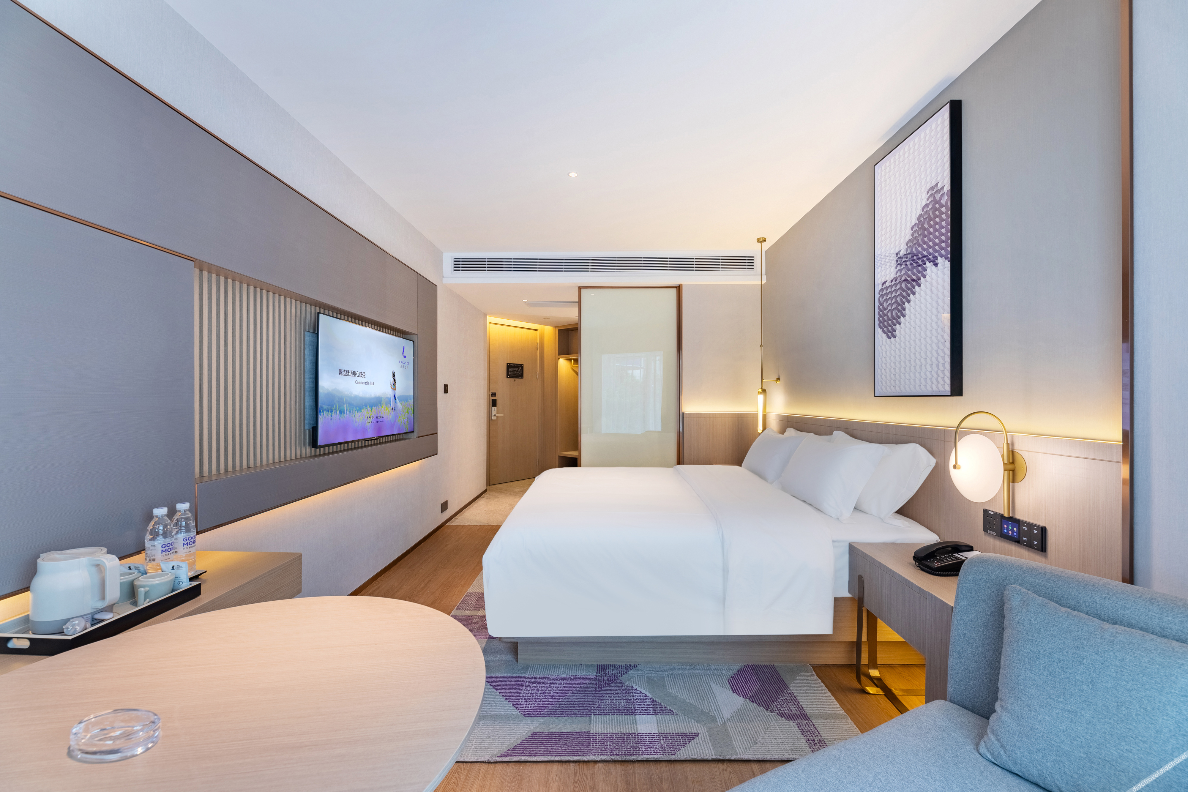 Lavande Hotel (Beihai Hepu High-speed Railway Station Haisi Shougang Branch) 3*