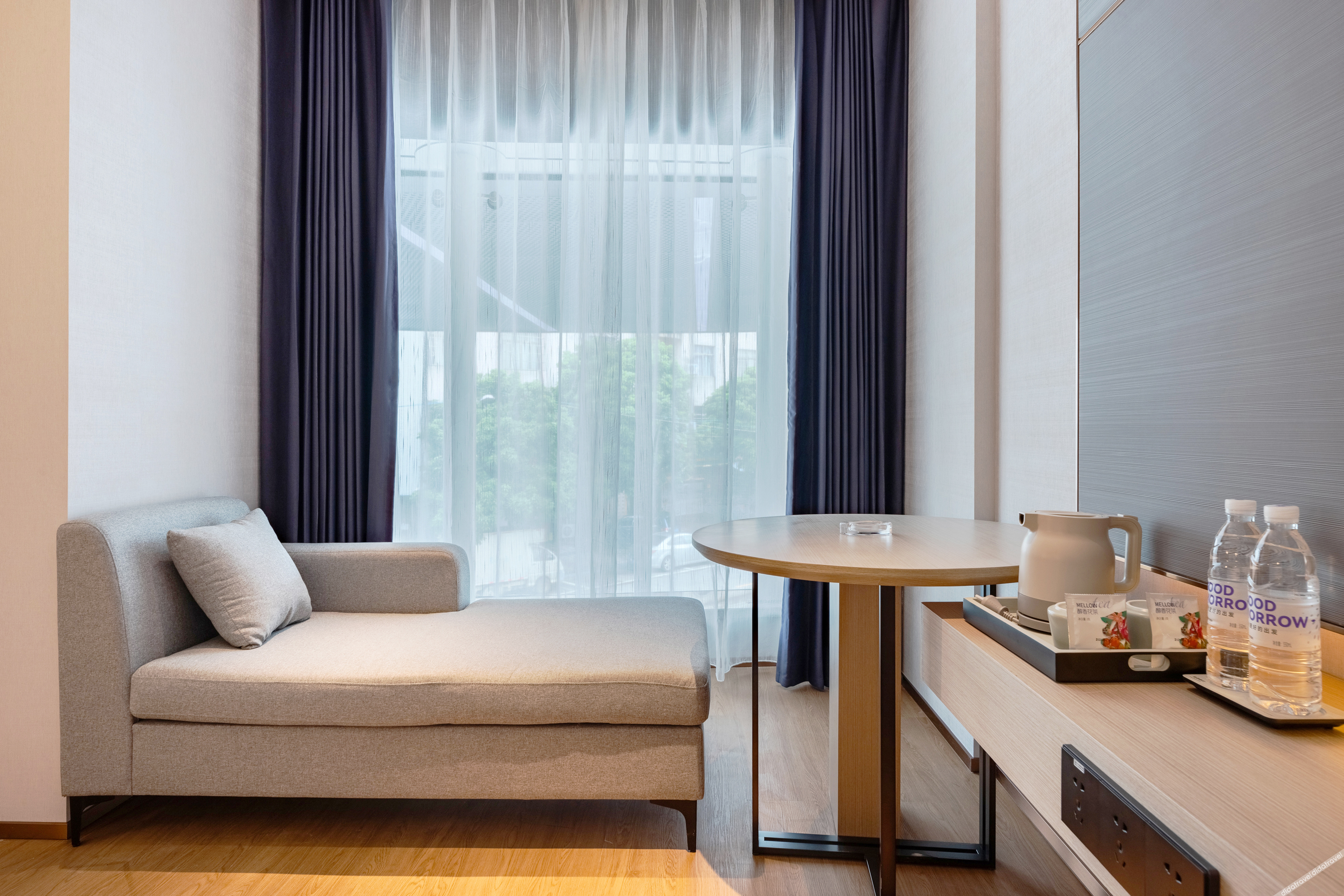 Lavande Hotel (Beihai Hepu High-speed Railway Station Haisi Shougang Branch) 3*