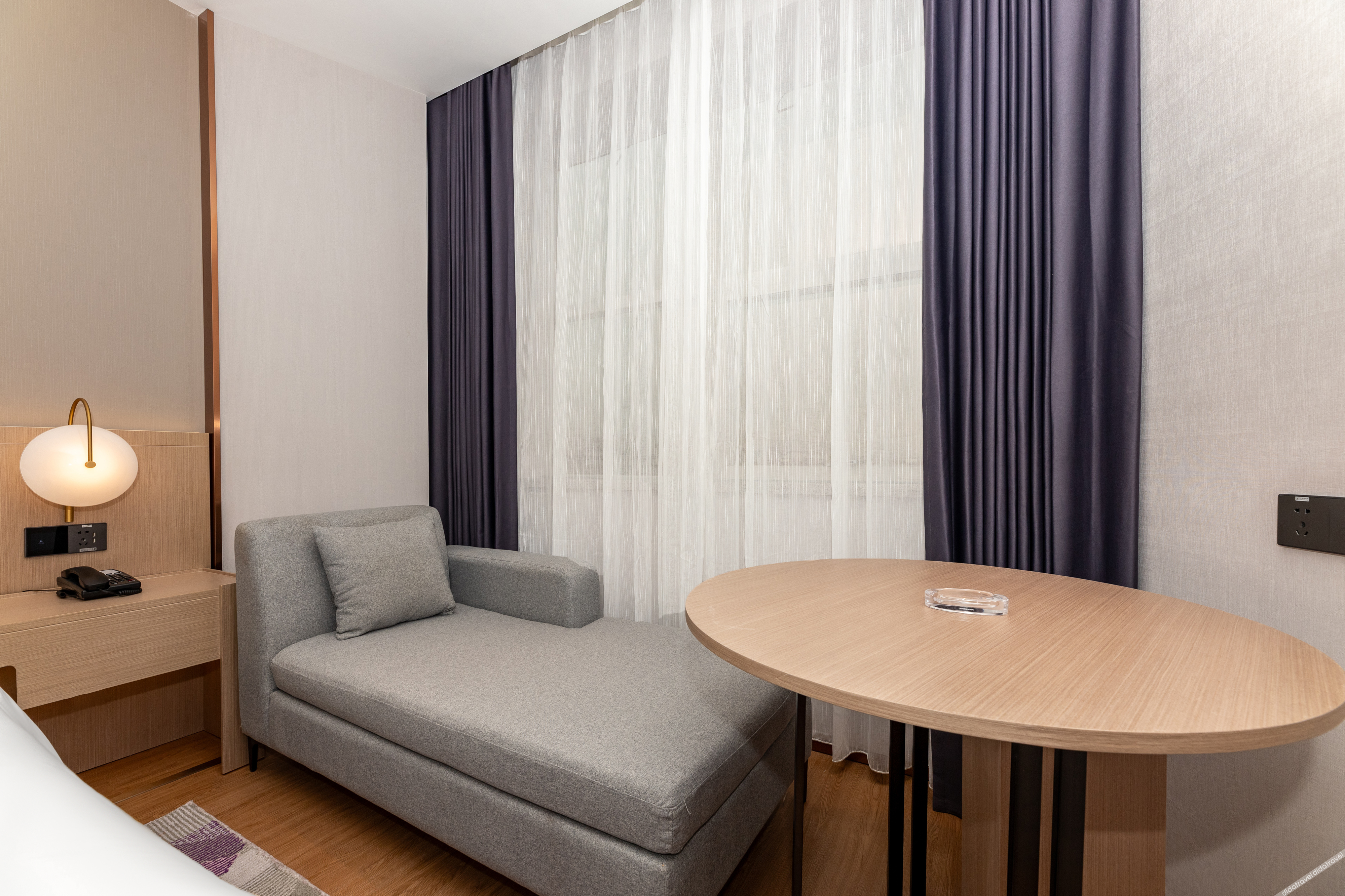 Lavande Hotel (Beihai Hepu High-speed Railway Station Haisi Shougang Branch) 3*