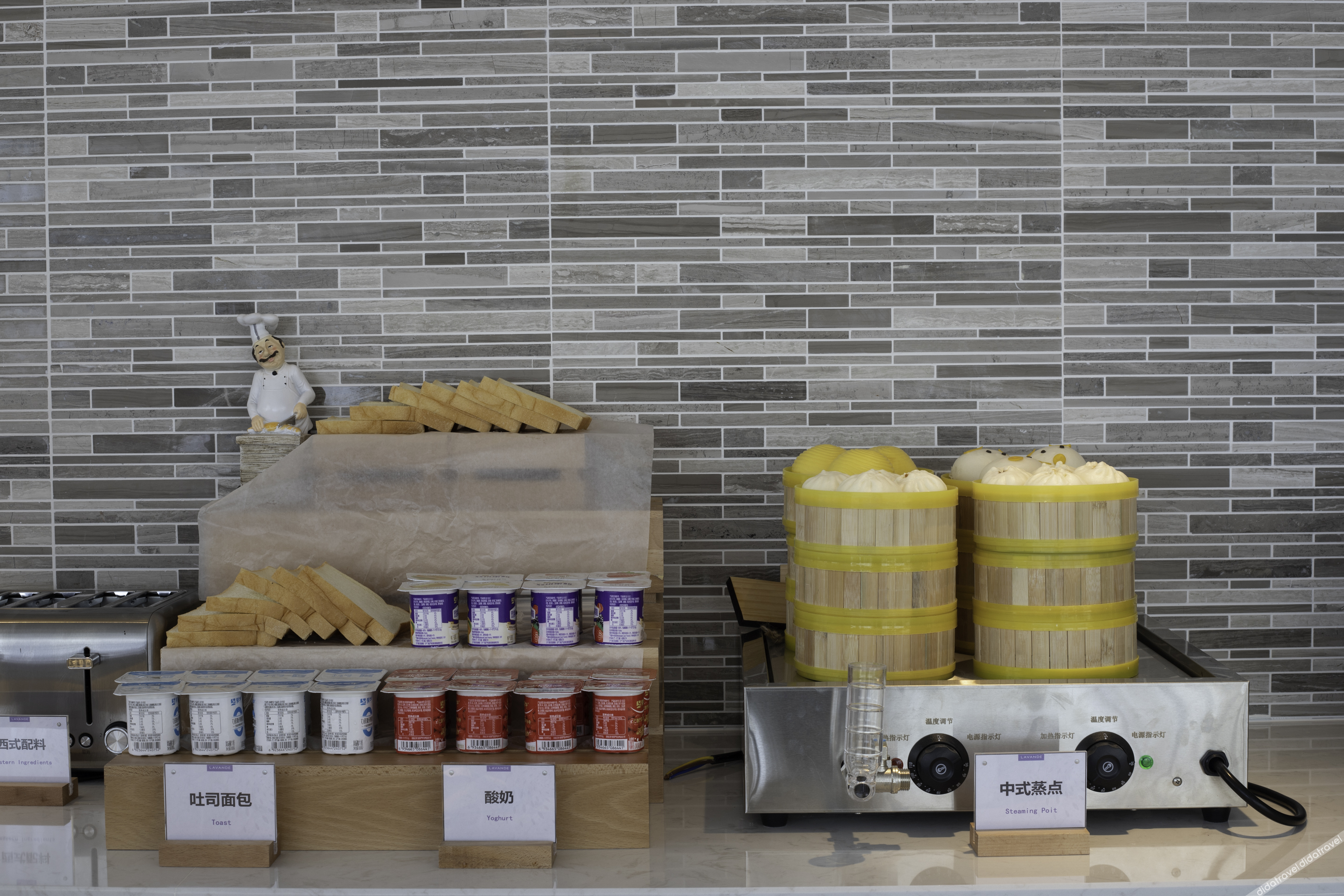 Lavande Hotel (Beihai Hepu High-speed Railway Station Haisi Shougang Branch) 3*