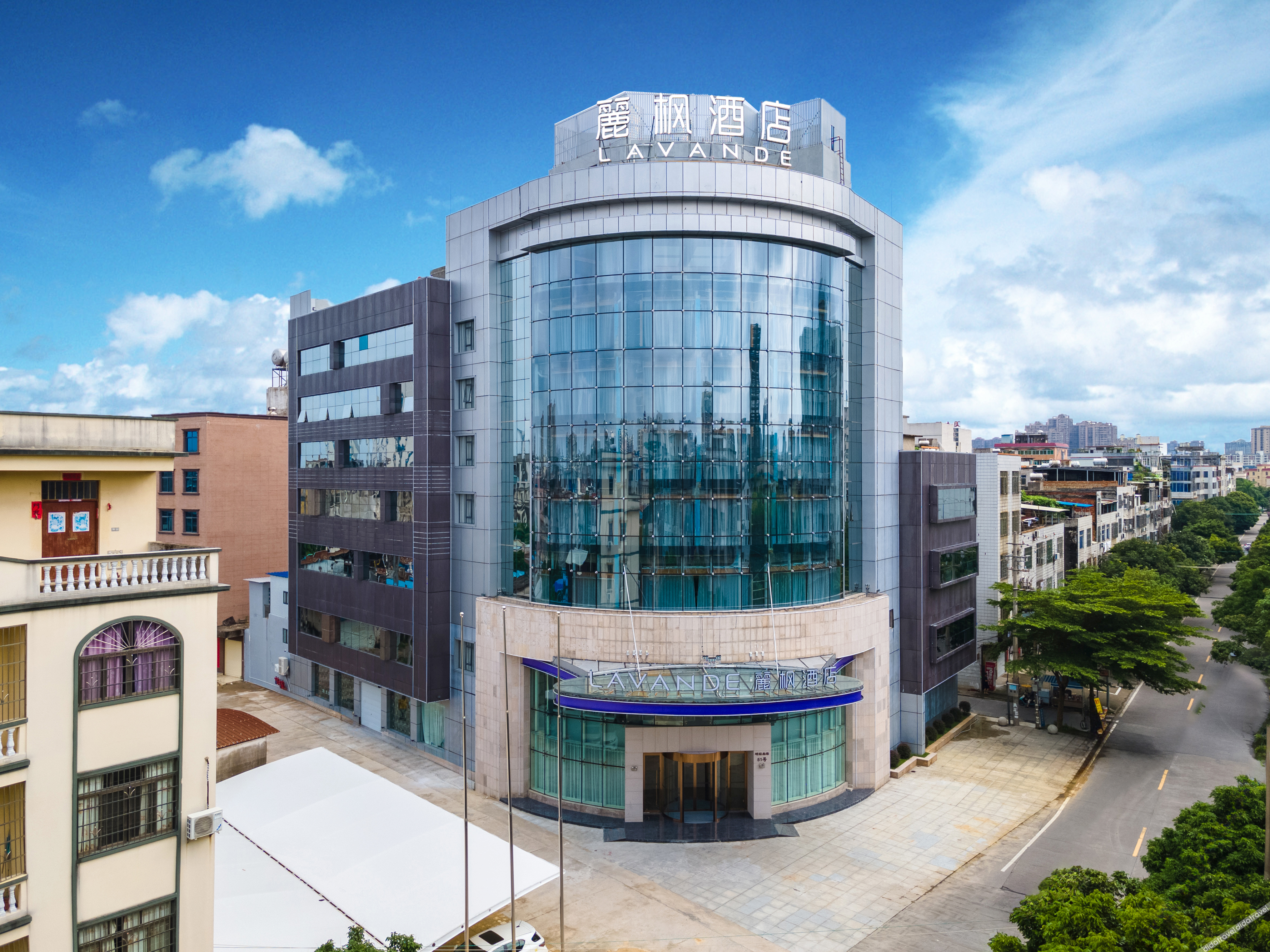 Lavande Hotel (Beihai Hepu High-speed Railway Station Haisi Shougang Branch) 3*