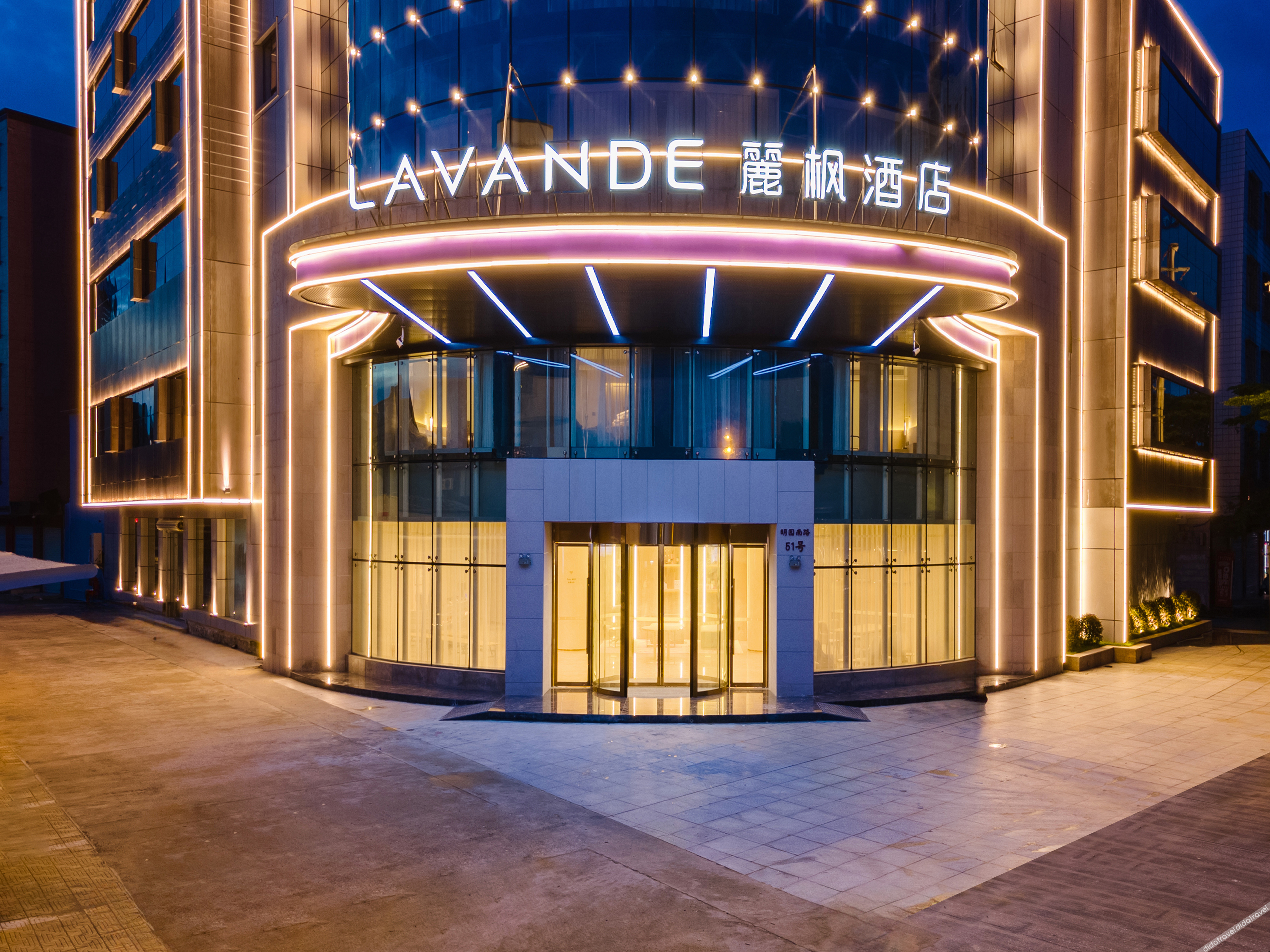 Lavande Hotel (Beihai Hepu High-speed Railway Station Haisi Shougang Branch) 3*