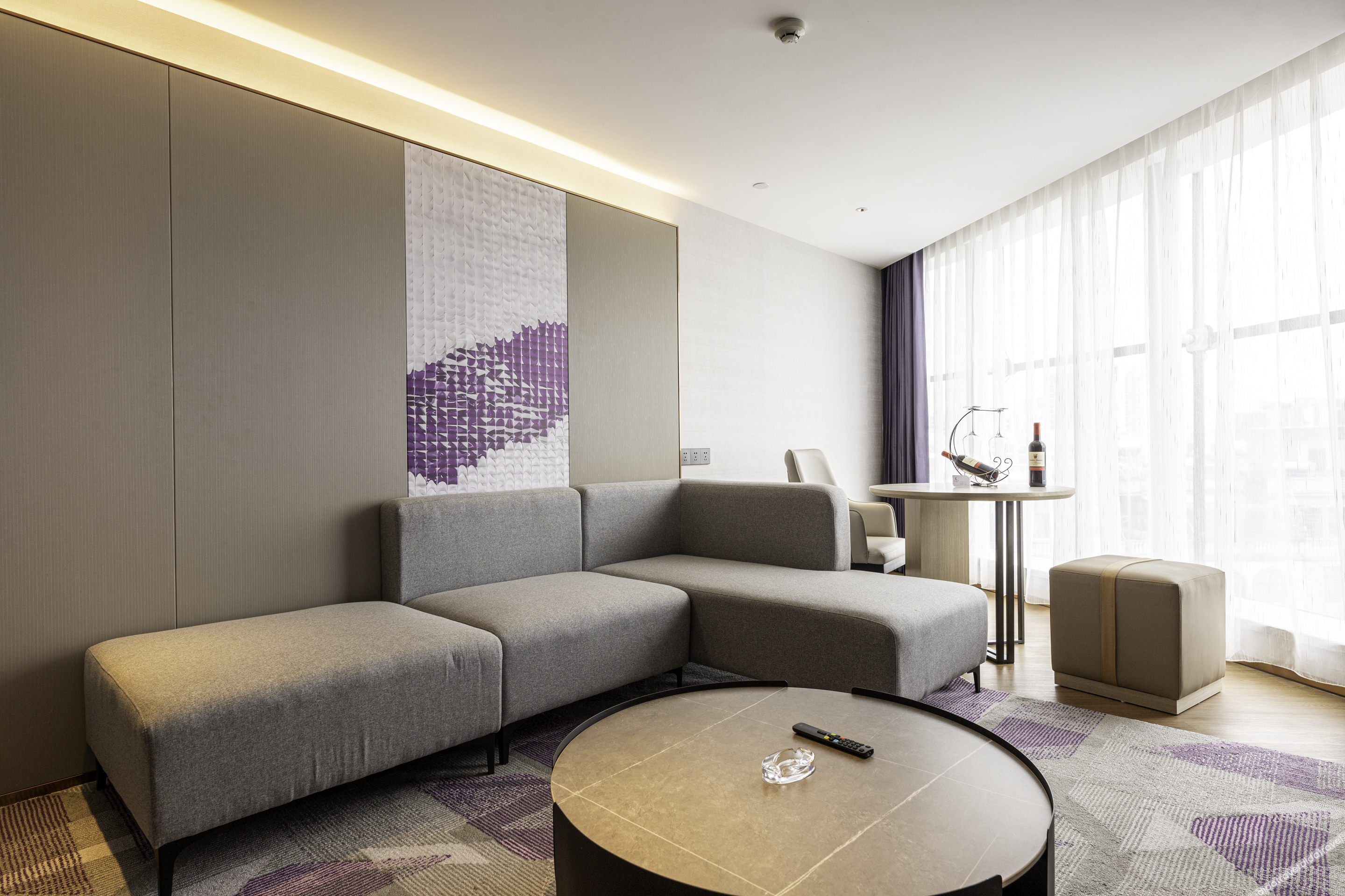 Lavande Hotel (Beihai Hepu High-speed Railway Station Haisi Shougang Branch) 3*