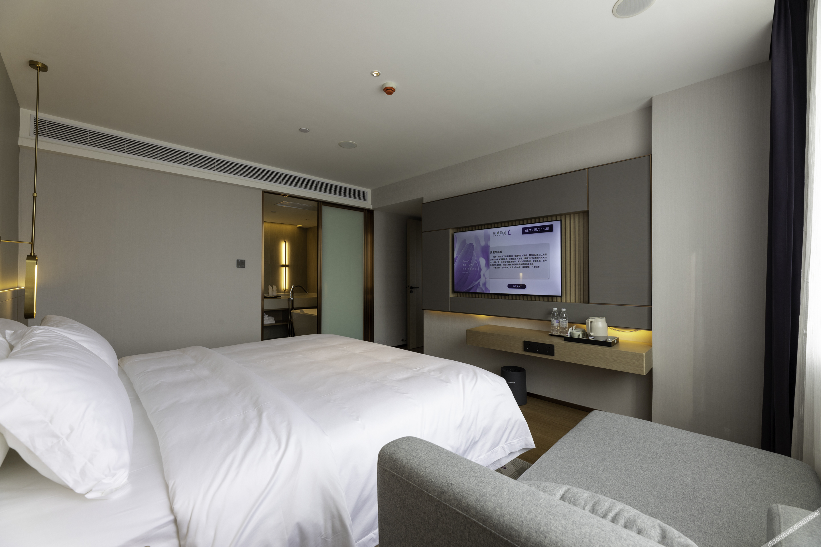 Lavande Hotel (Beihai Hepu High-speed Railway Station Haisi Shougang Branch) 3*