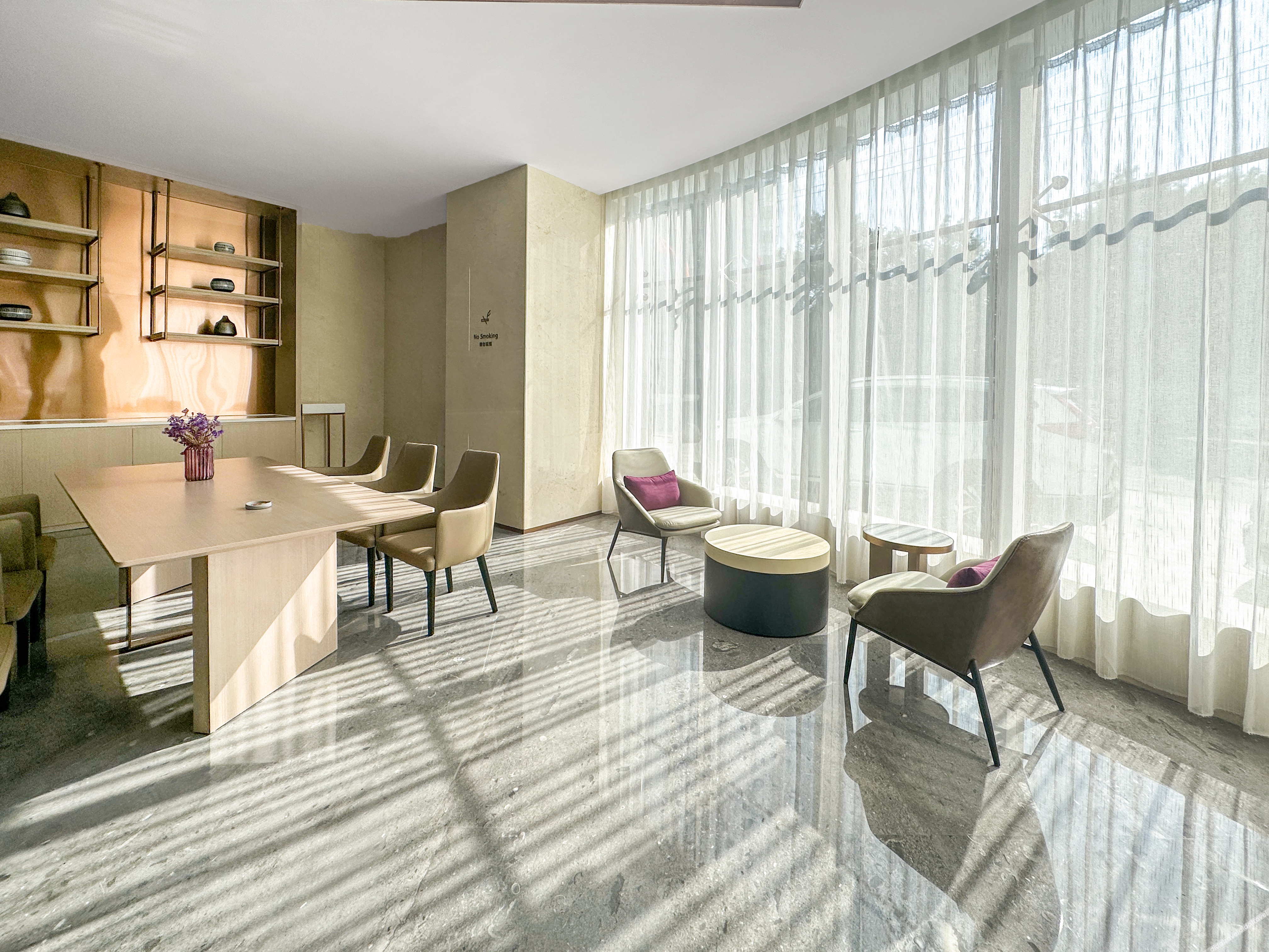 Lavande Hotel (Beihai Hepu High-speed Railway Station Haisi Shougang Branch) 3*