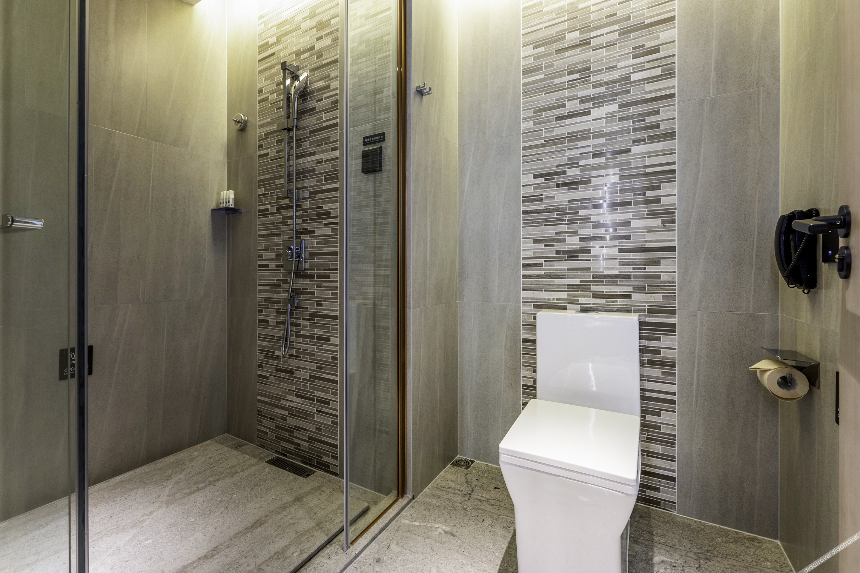Lavande Hotel (Beihai Hepu High-speed Railway Station Haisi Shougang Branch) 3*