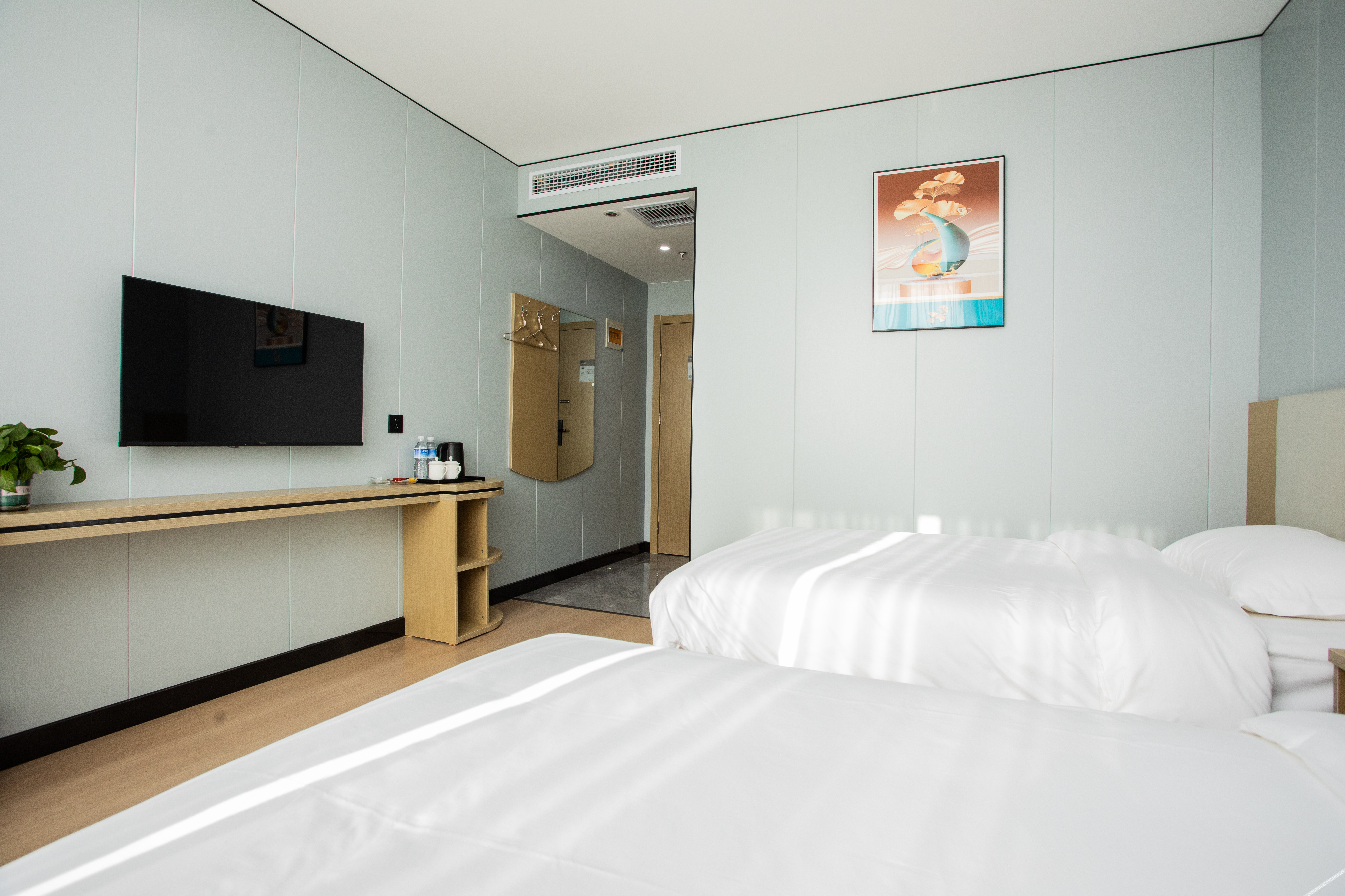 7 Days Premium Hotel 2*