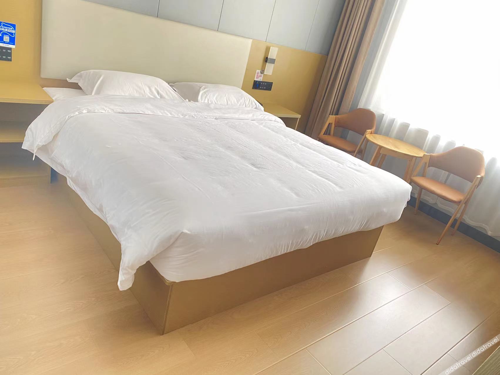 7 Days Premium Hotel 2*