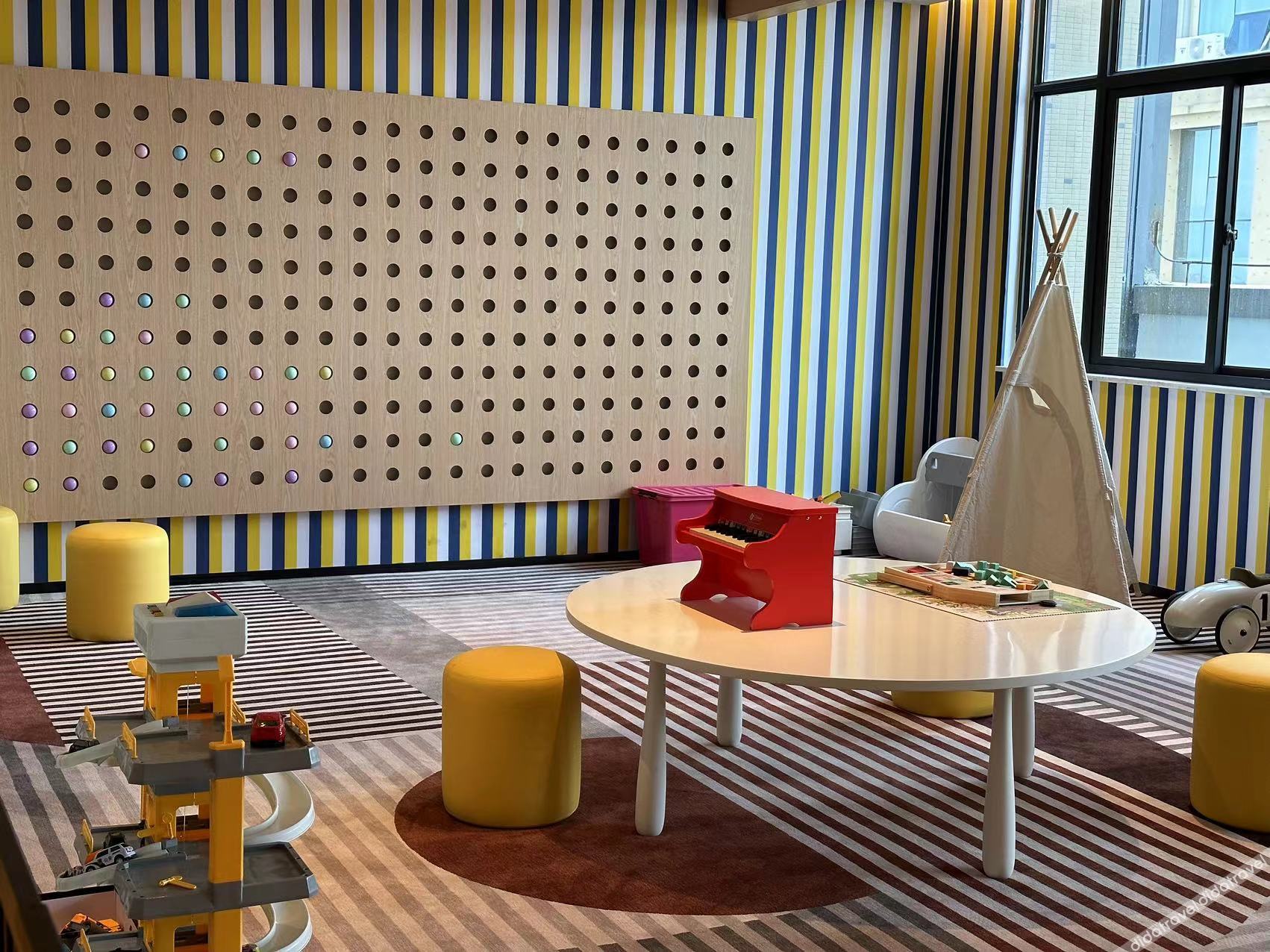 O.live Social Hotel (Zhangzhou Changtai Kaiyue Square) 3*