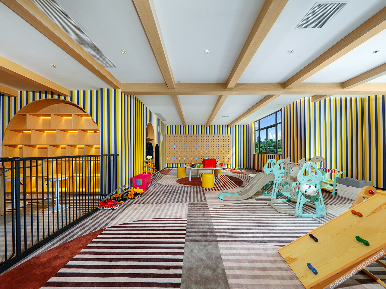 O.live Social Hotel (Zhangzhou Changtai Kaiyue Square) 3*
