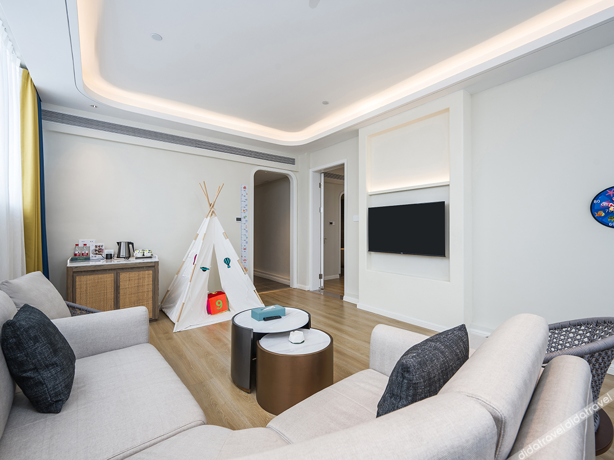 O.live Social Hotel (Zhangzhou Changtai Kaiyue Square) 3*