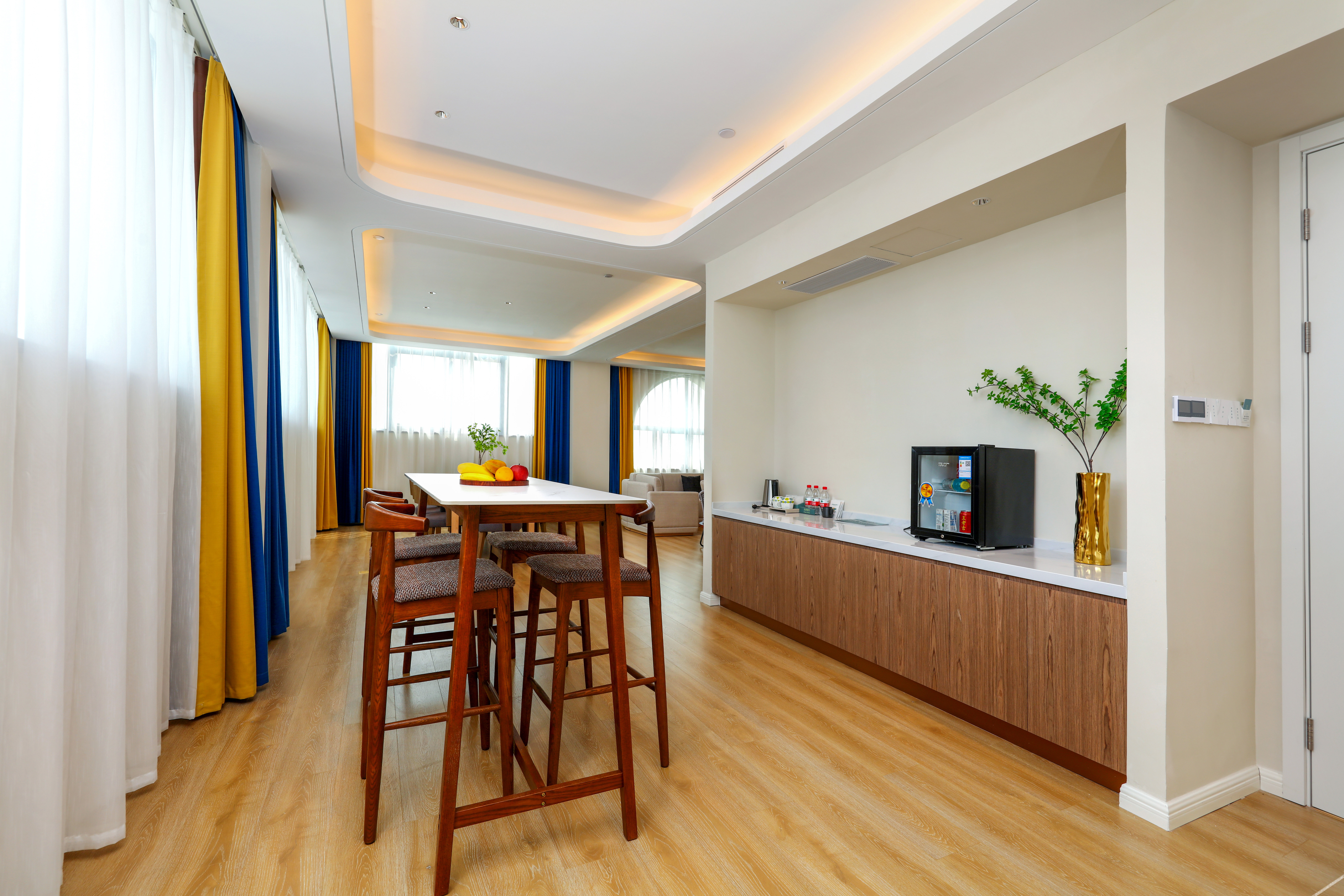 O.live Social Hotel (Zhangzhou Changtai Kaiyue Square) 3*