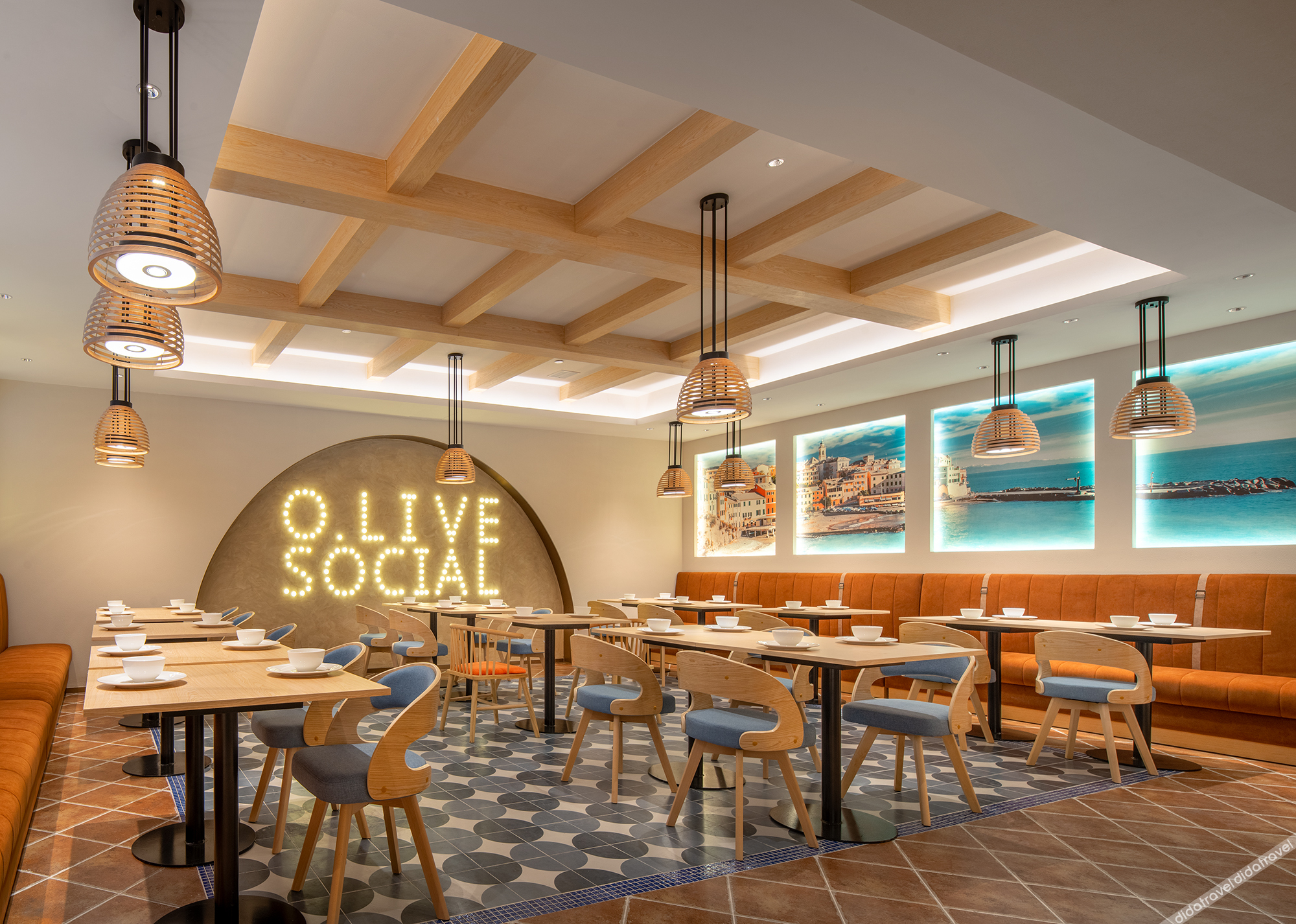 O.live Social Hotel (Zhangzhou Changtai Kaiyue Square) 3*