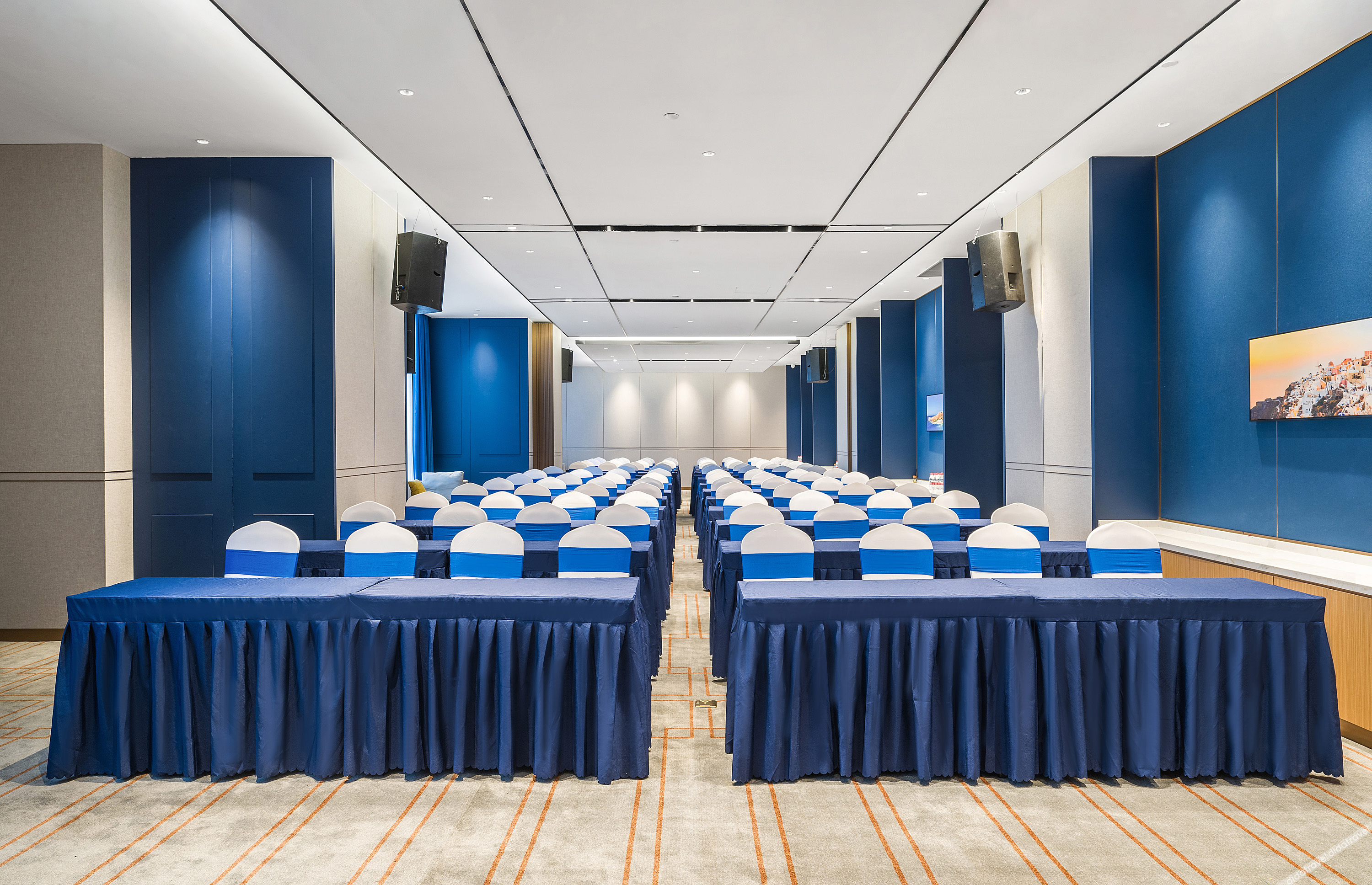 O.live Social Hotel (Zhangzhou Changtai Kaiyue Square) 3*
