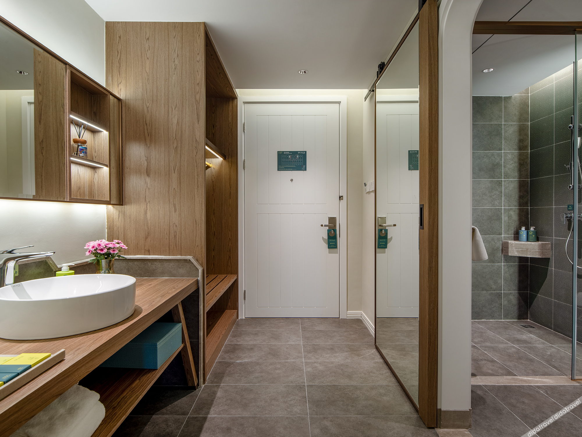 O.live Social Hotel (Zhangzhou Changtai Kaiyue Square) 3*