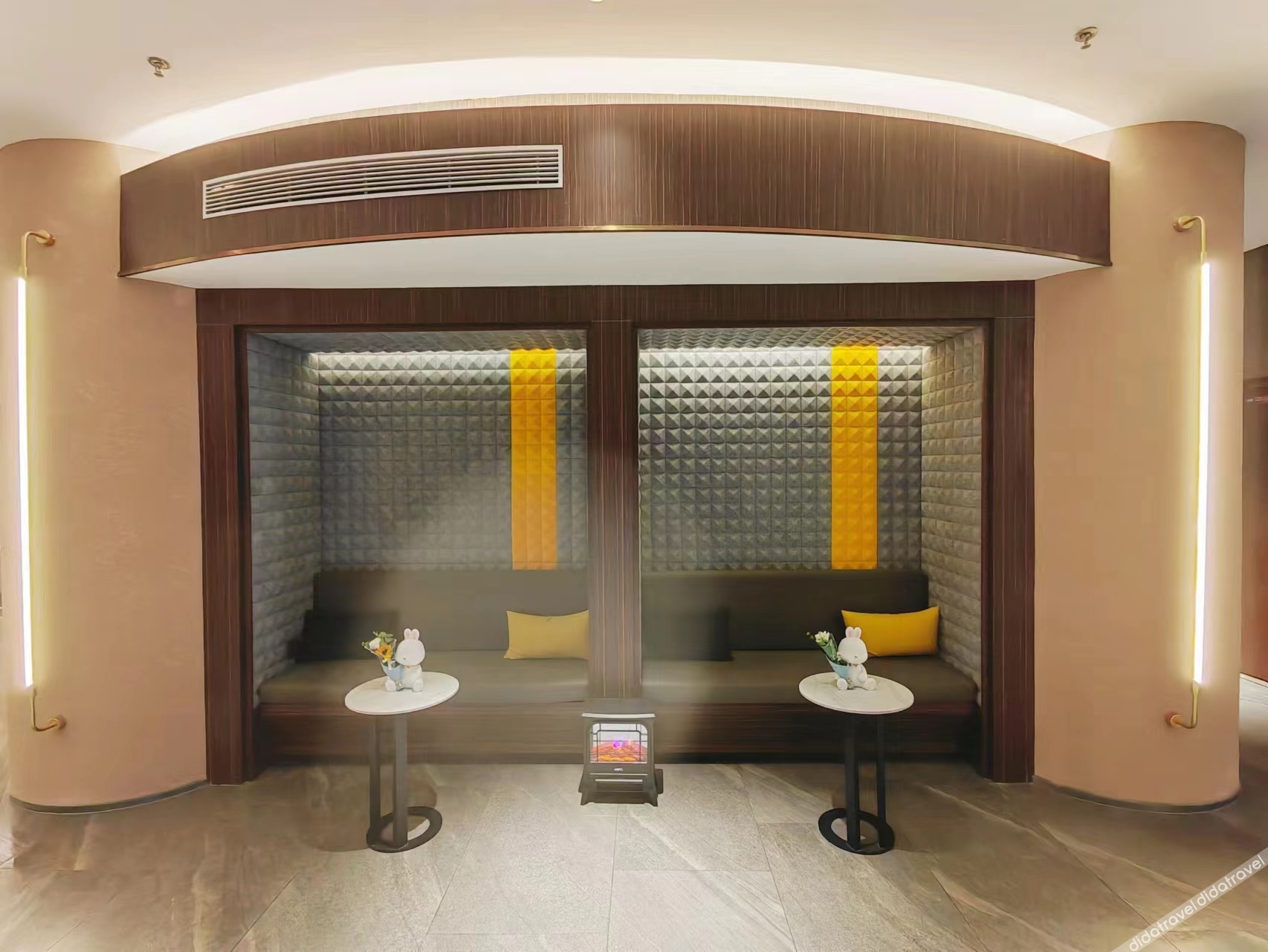 Homeinn Plus Hotel (Chongqing Olympic Sports Center Square Yuanjiagang Subway Station) 3*