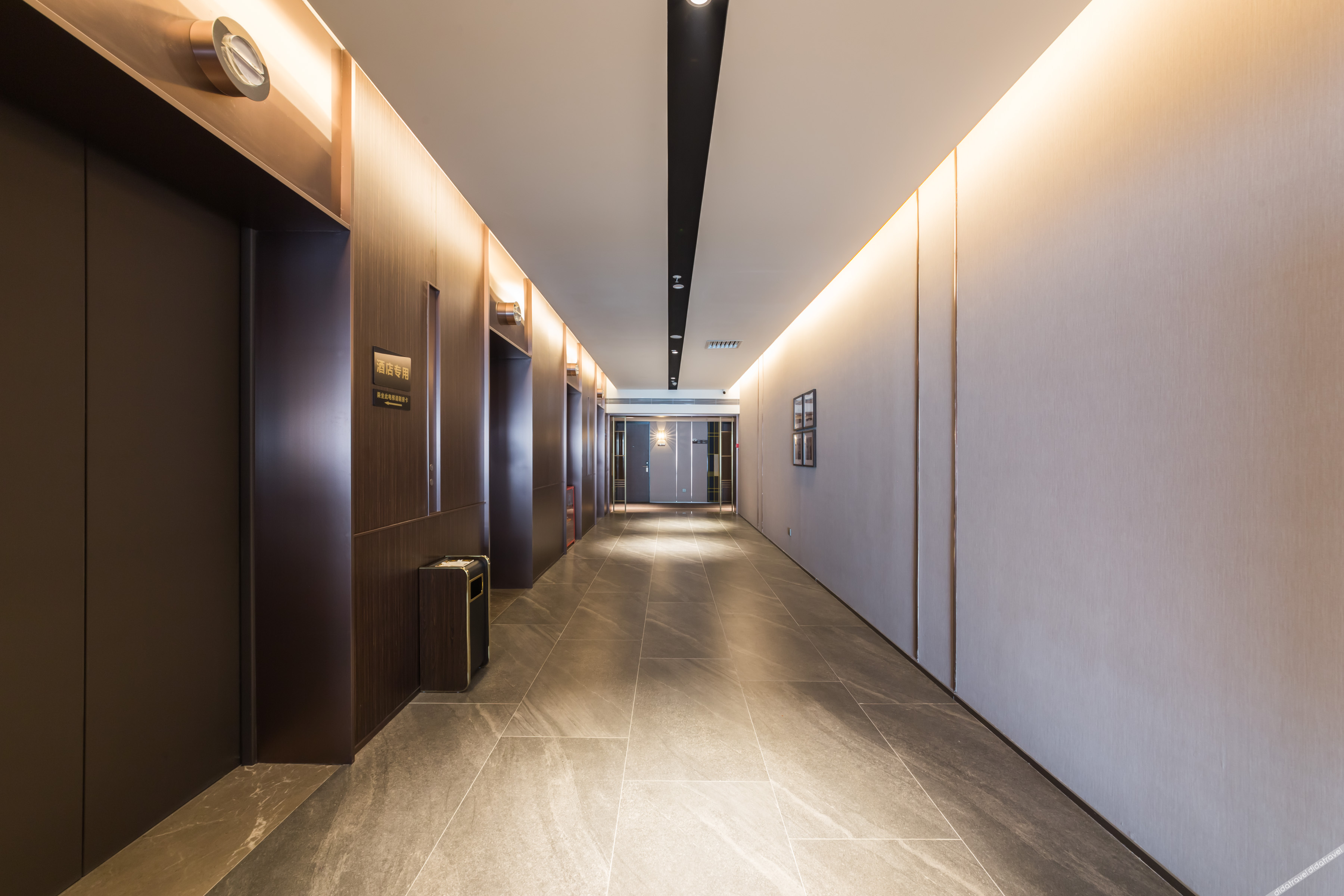 Homeinn Plus Hotel (Chongqing Olympic Sports Center Square Yuanjiagang Subway Station) 3*