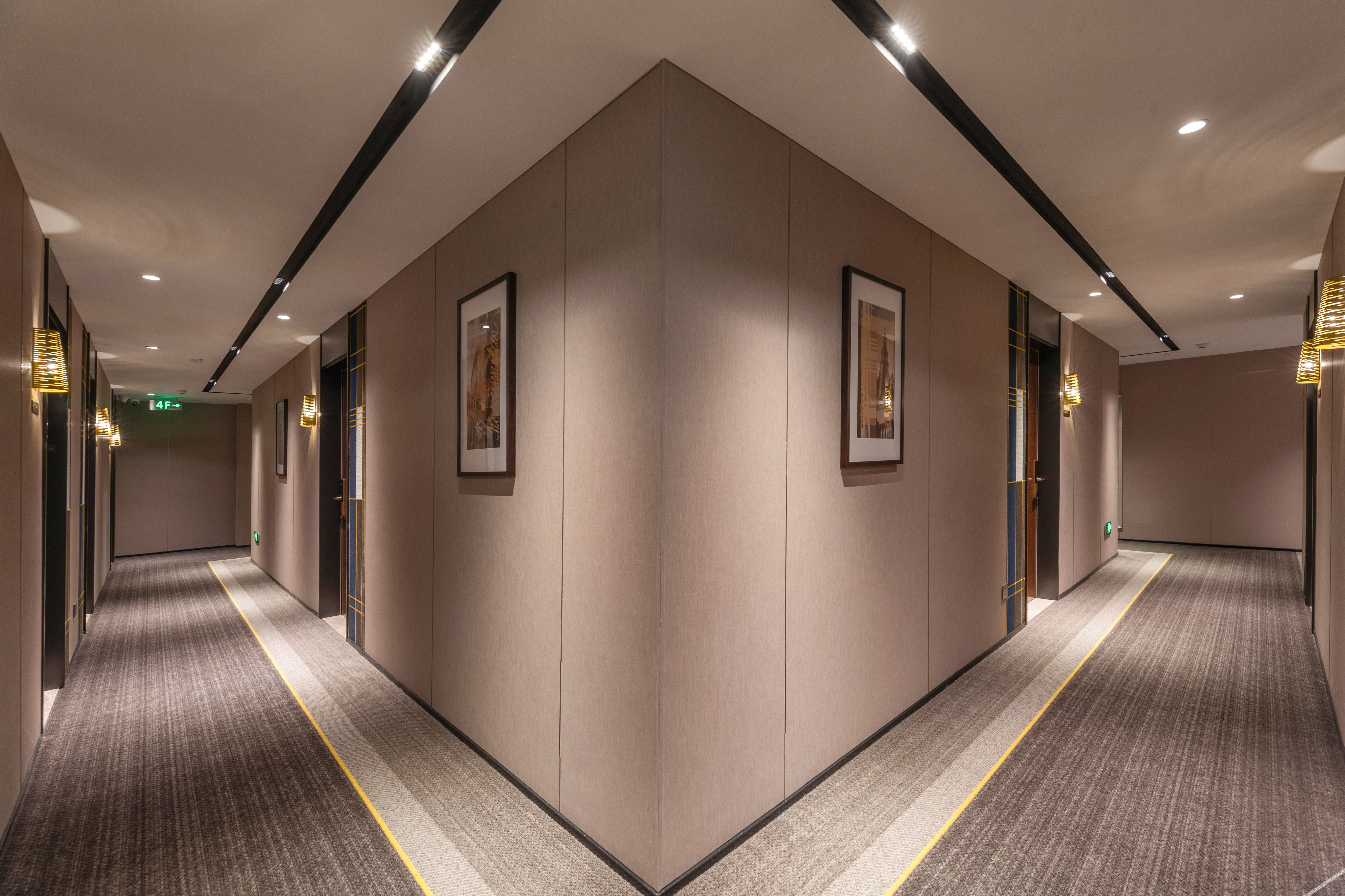 Homeinn Plus Hotel (Kunshan Municipal Government) 3*
