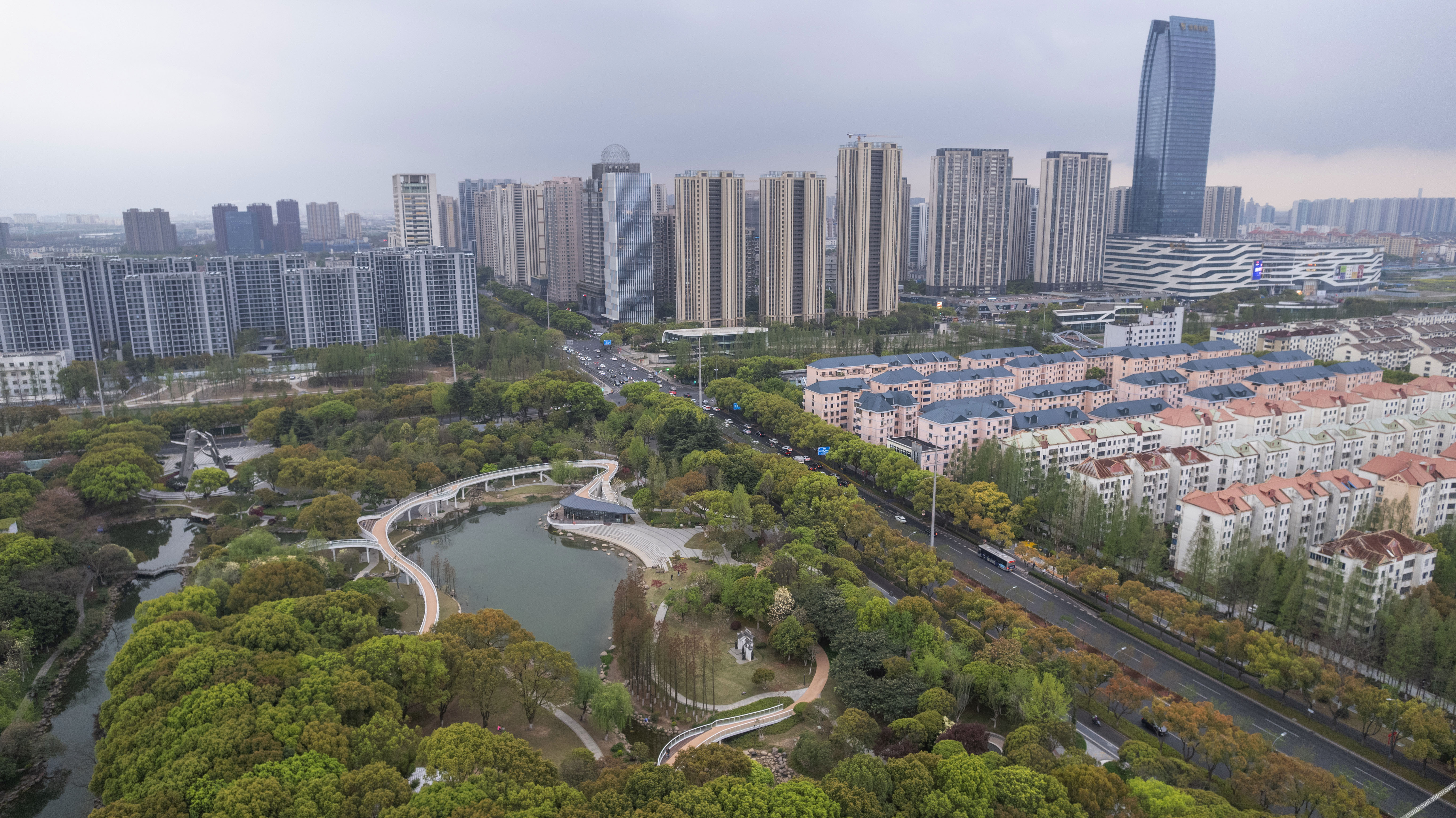 Homeinn Plus Hotel (Kunshan Municipal Government) 3*