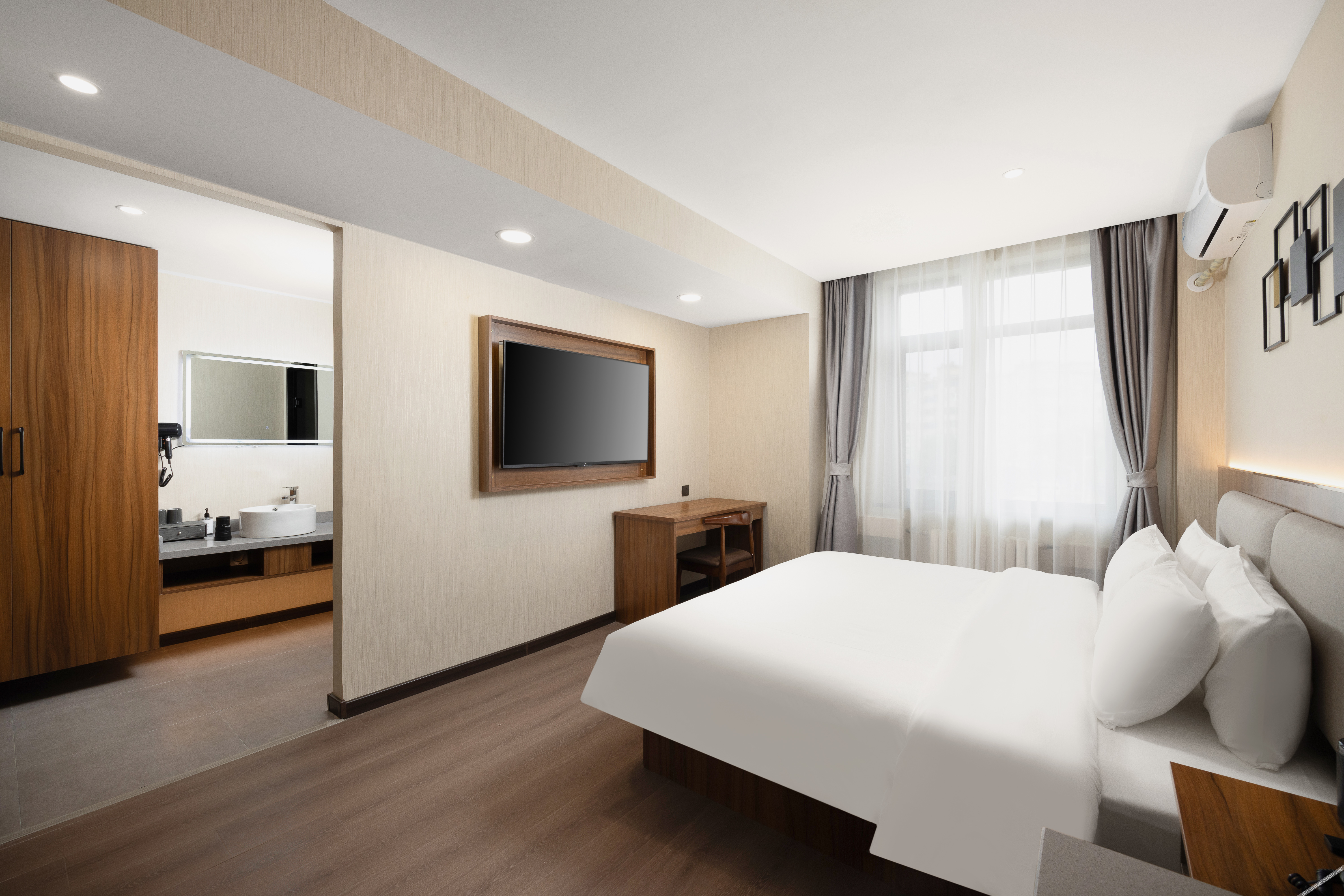 Homeinn Ripple Hotel (Shenyang Shenliao Road Wanda Plaza) 2*