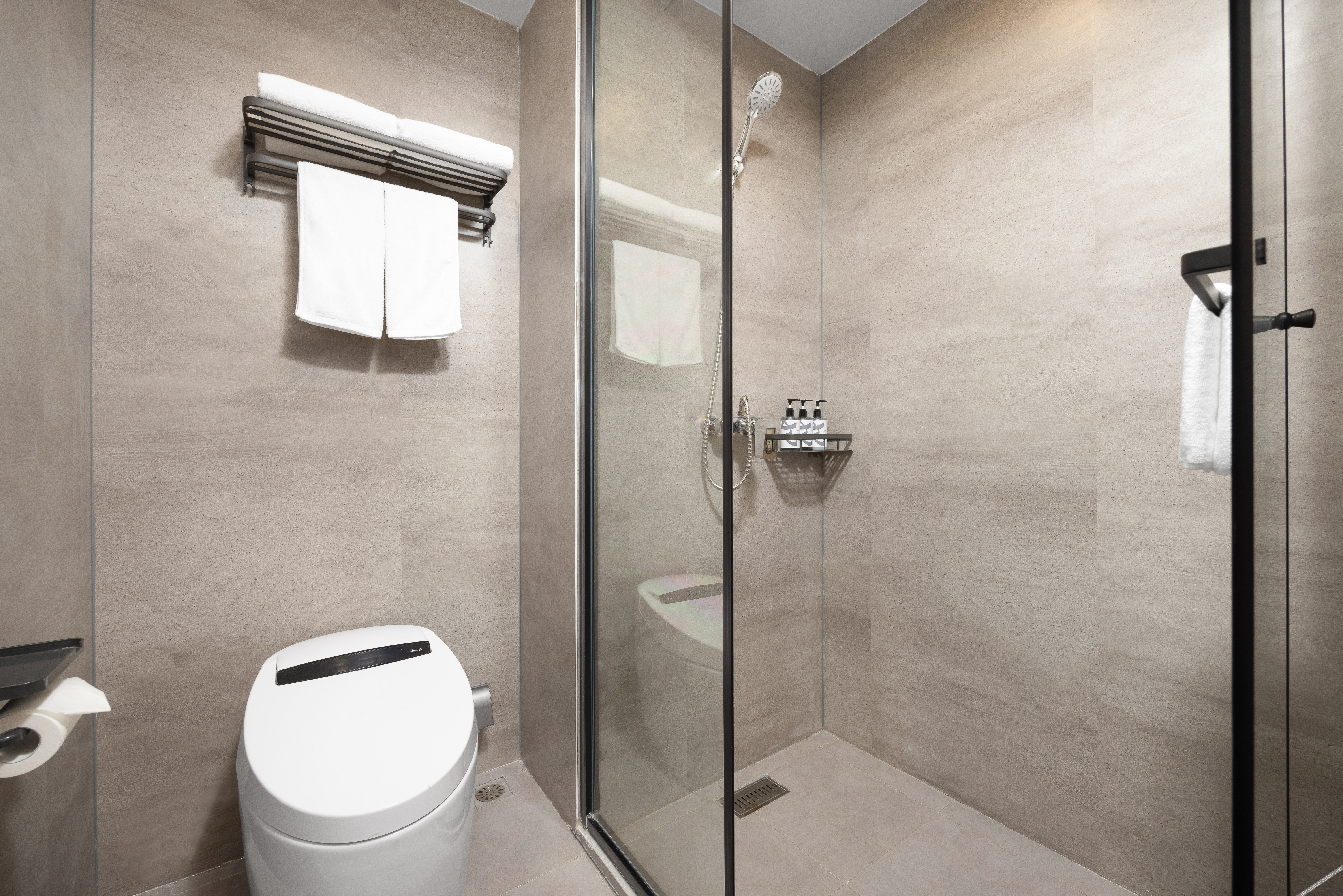 Homeinn Ripple Hotel (Shenyang Shenliao Road Wanda Plaza) 2*