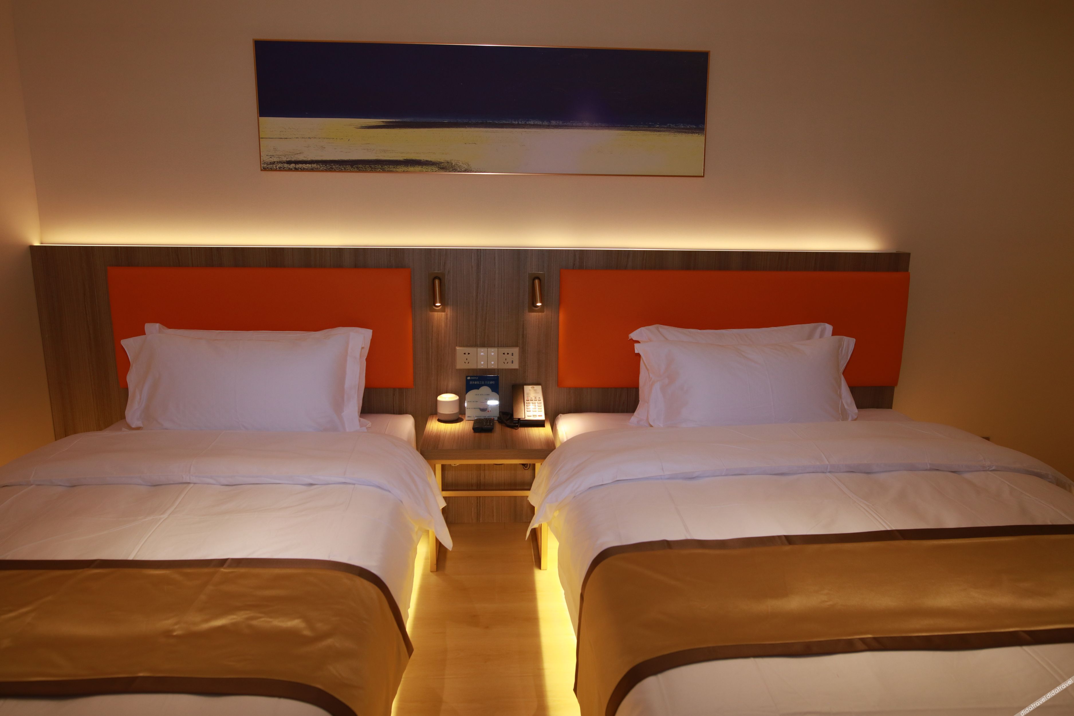 Home Inn Bai Yun Hotel (Qinhuangdao Lulong Hongyi International City Branch) 3*