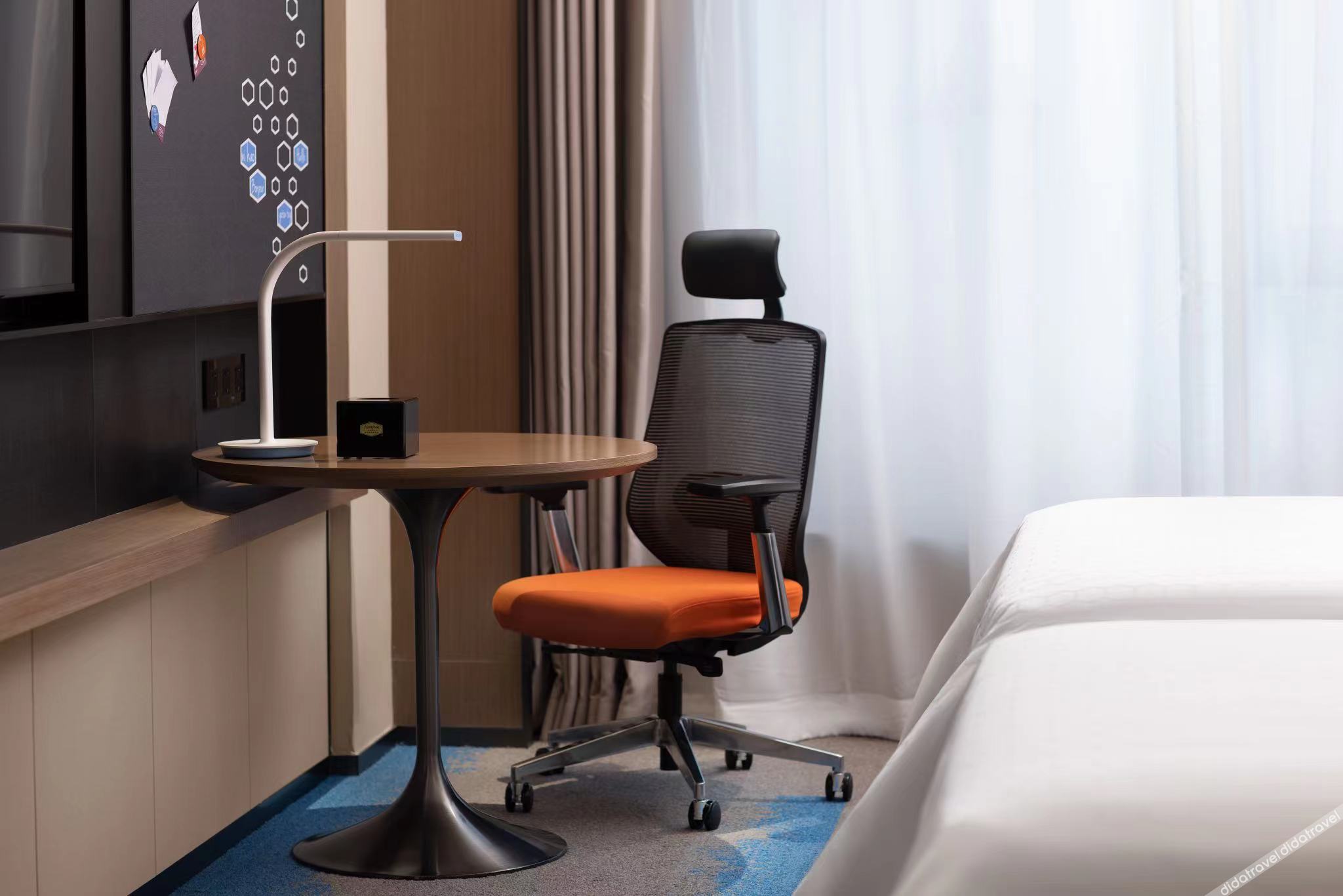 Hampton by Hilton Fengcheng 4*