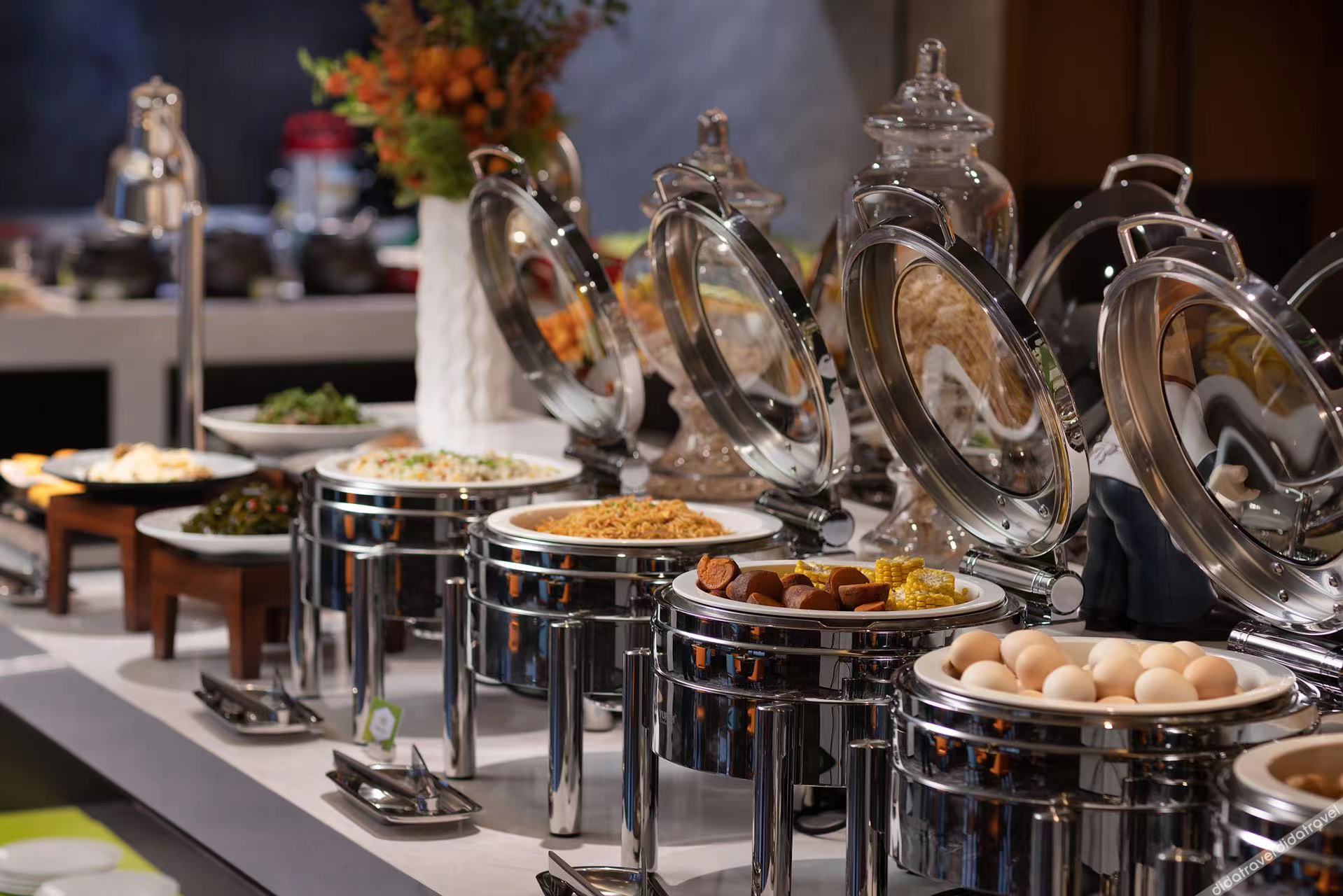Hampton by Hilton Fengcheng 4*
