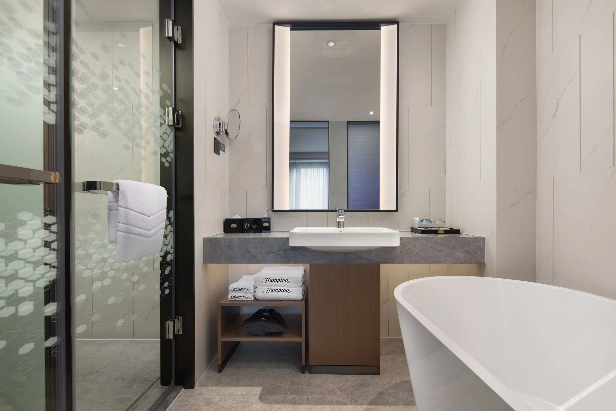 Hampton by Hilton Fengcheng 4*