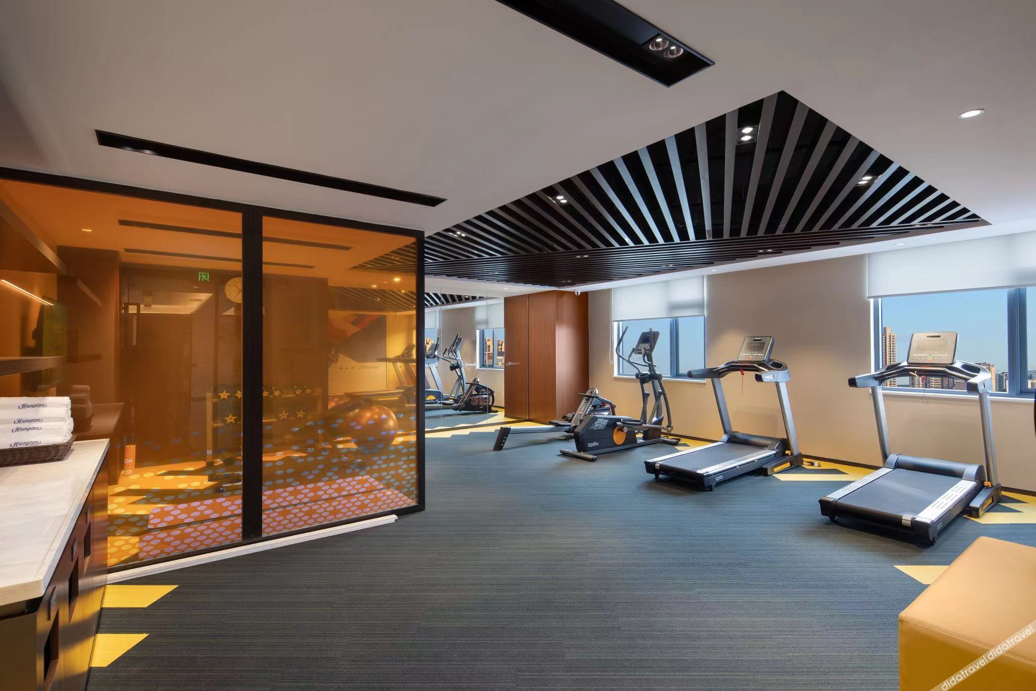 Hampton by Hilton Fengcheng 4*
