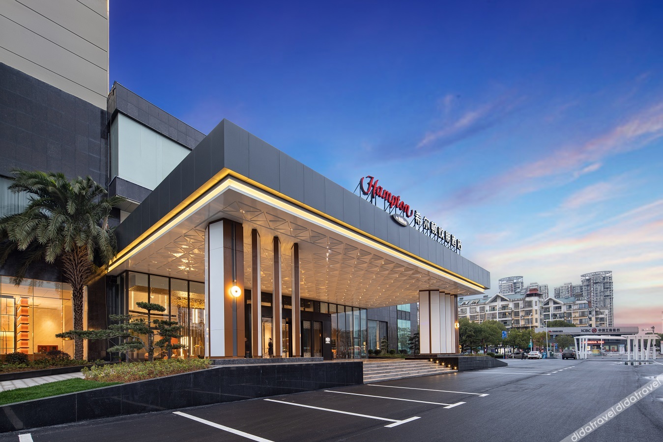 Hampton by Hilton Fengcheng 4*