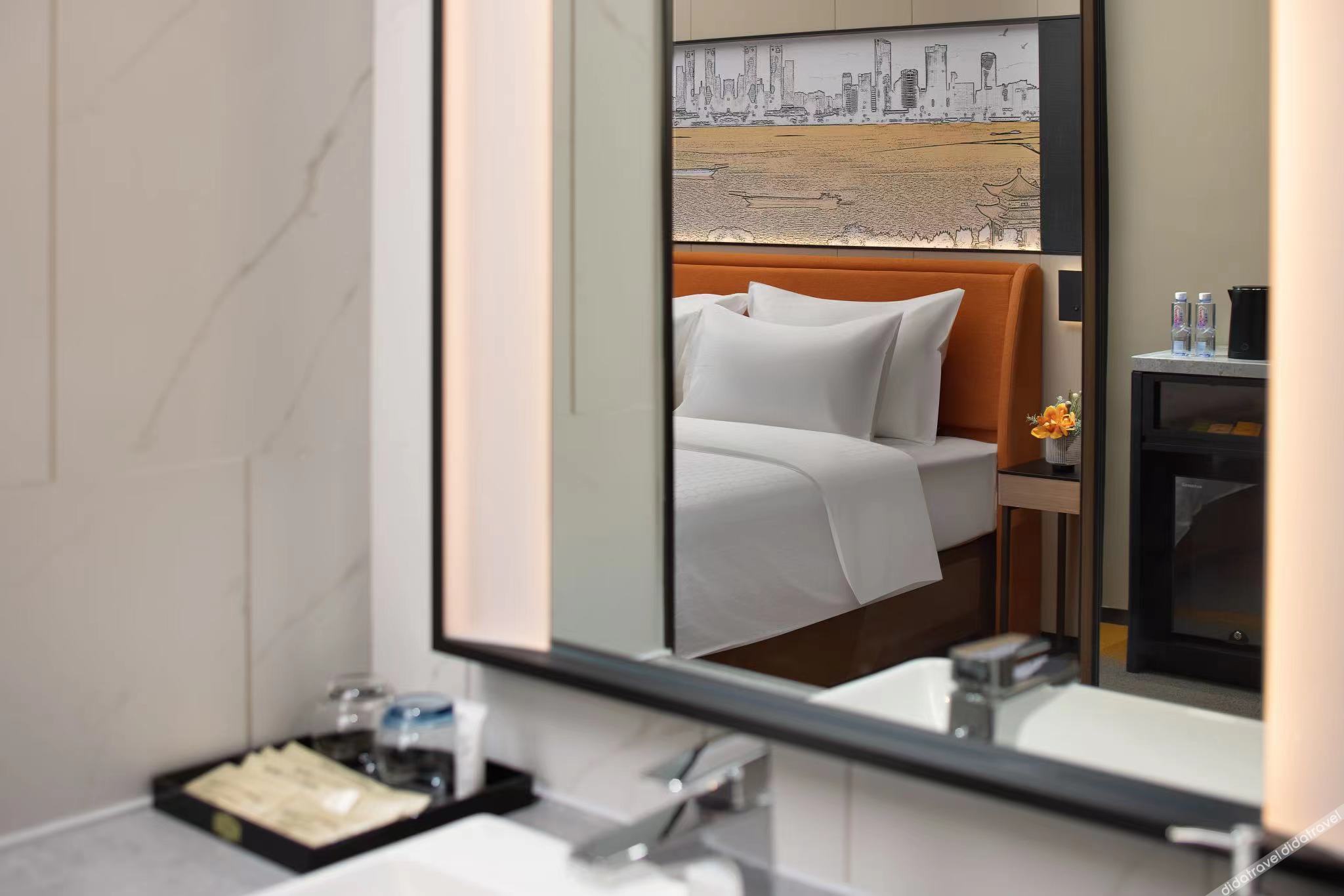Hampton by Hilton Fengcheng 4*