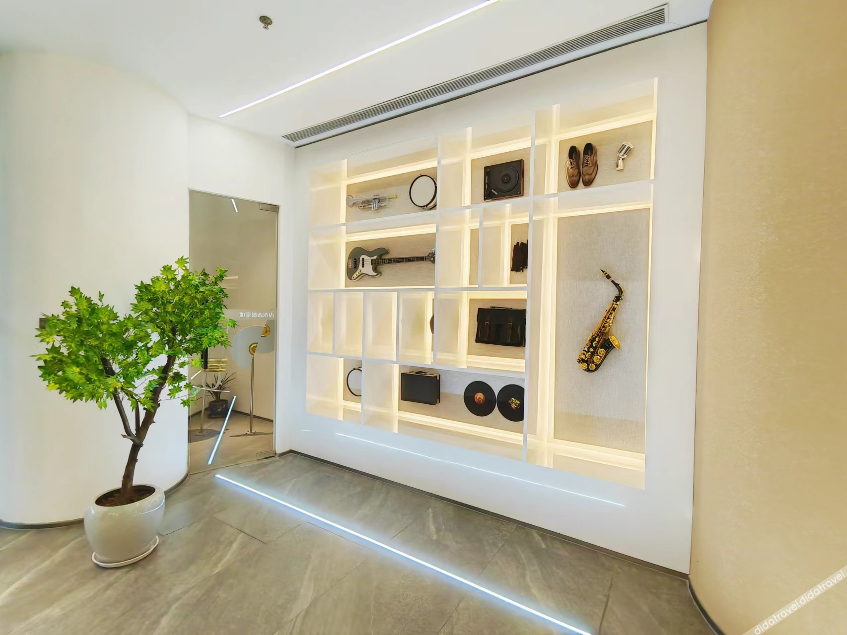 Home Inn Neo (Chongqing Chongqing Medical Affiliated No.1 Hospital Yuanjiagang Subway Station) 3*