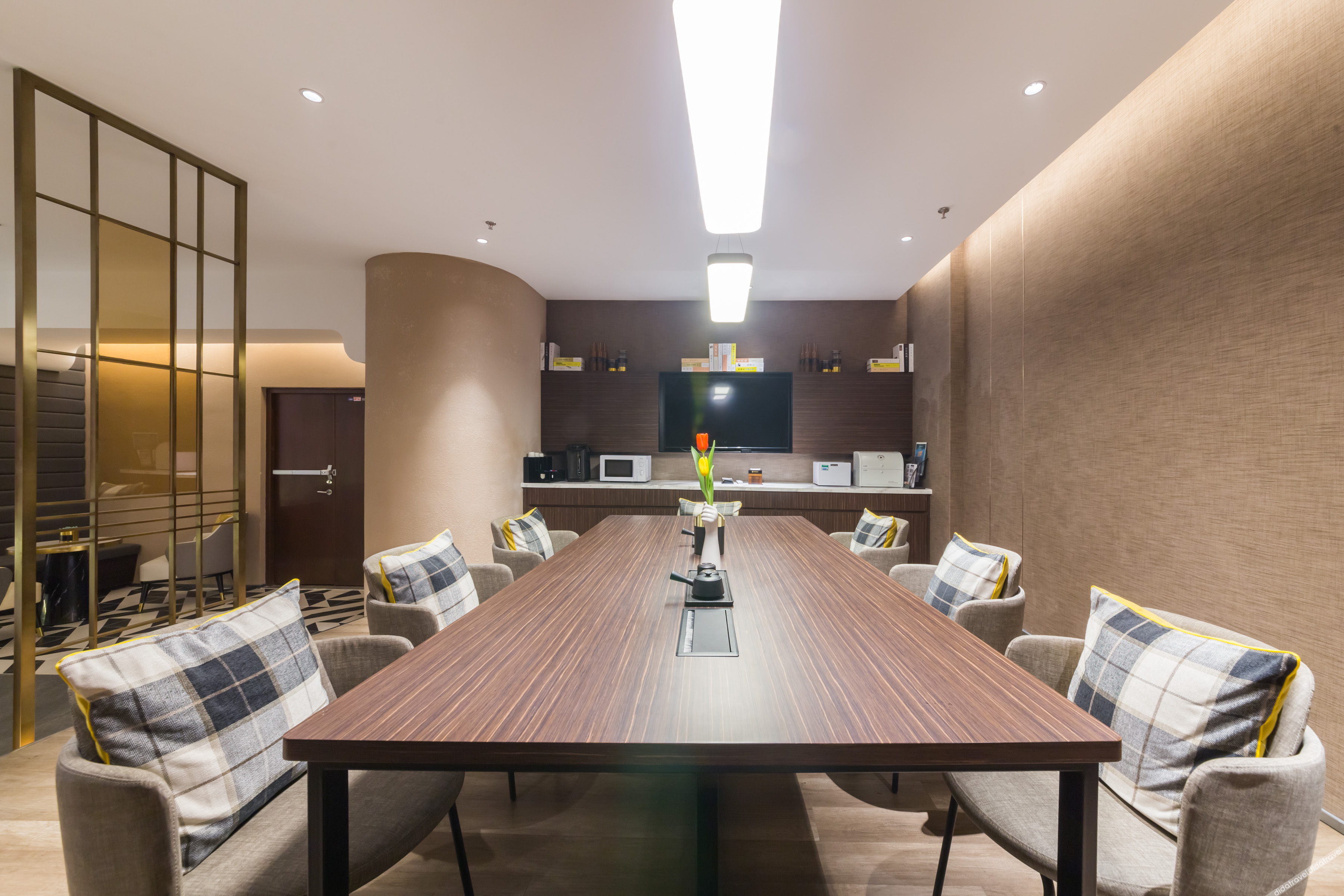 Home Inn Neo (Chongqing Chongqing Medical Affiliated No.1 Hospital Yuanjiagang Subway Station) 3*