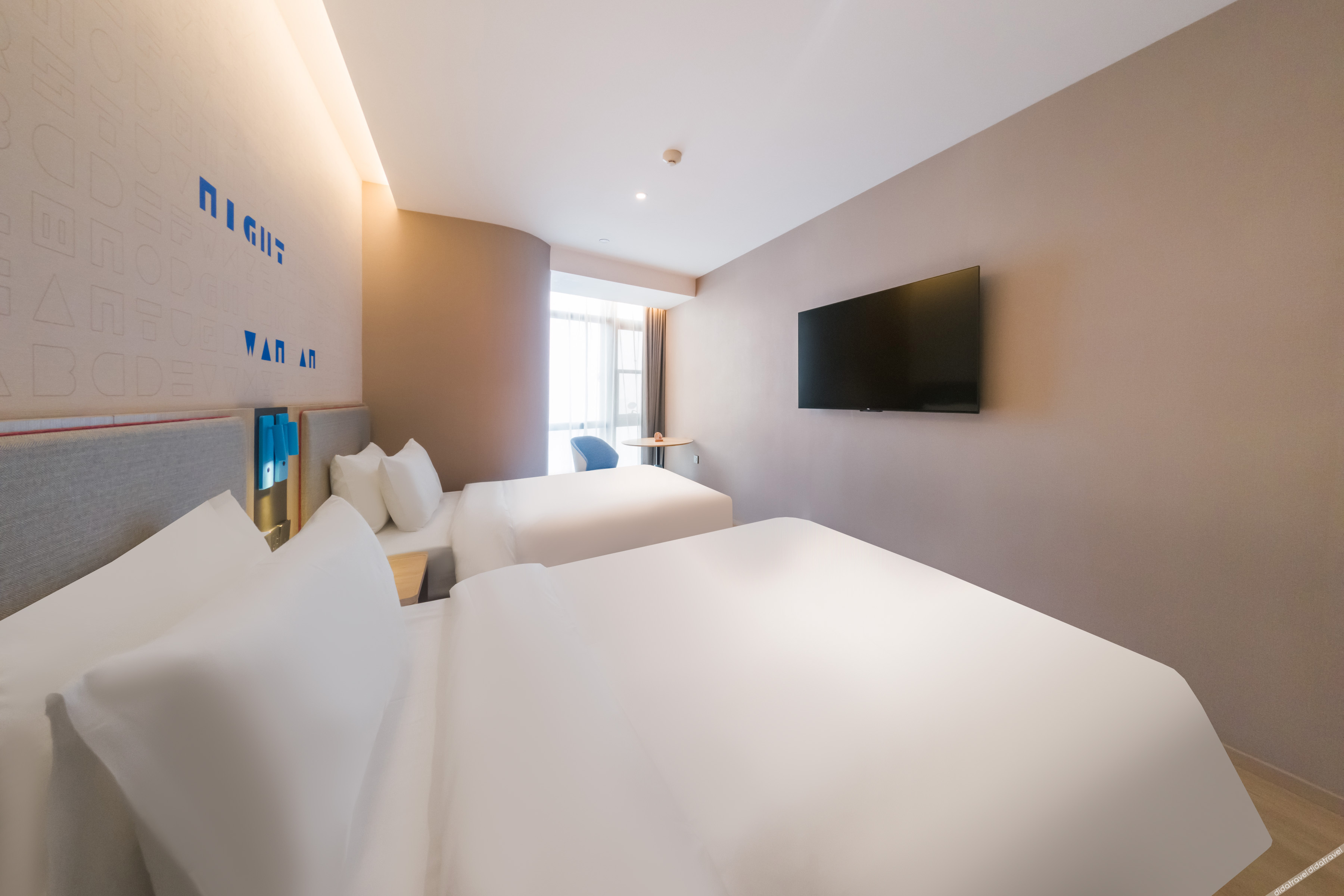 Home Inn Neo (Chongqing Chongqing Medical Affiliated No.1 Hospital Yuanjiagang Subway Station) 3*