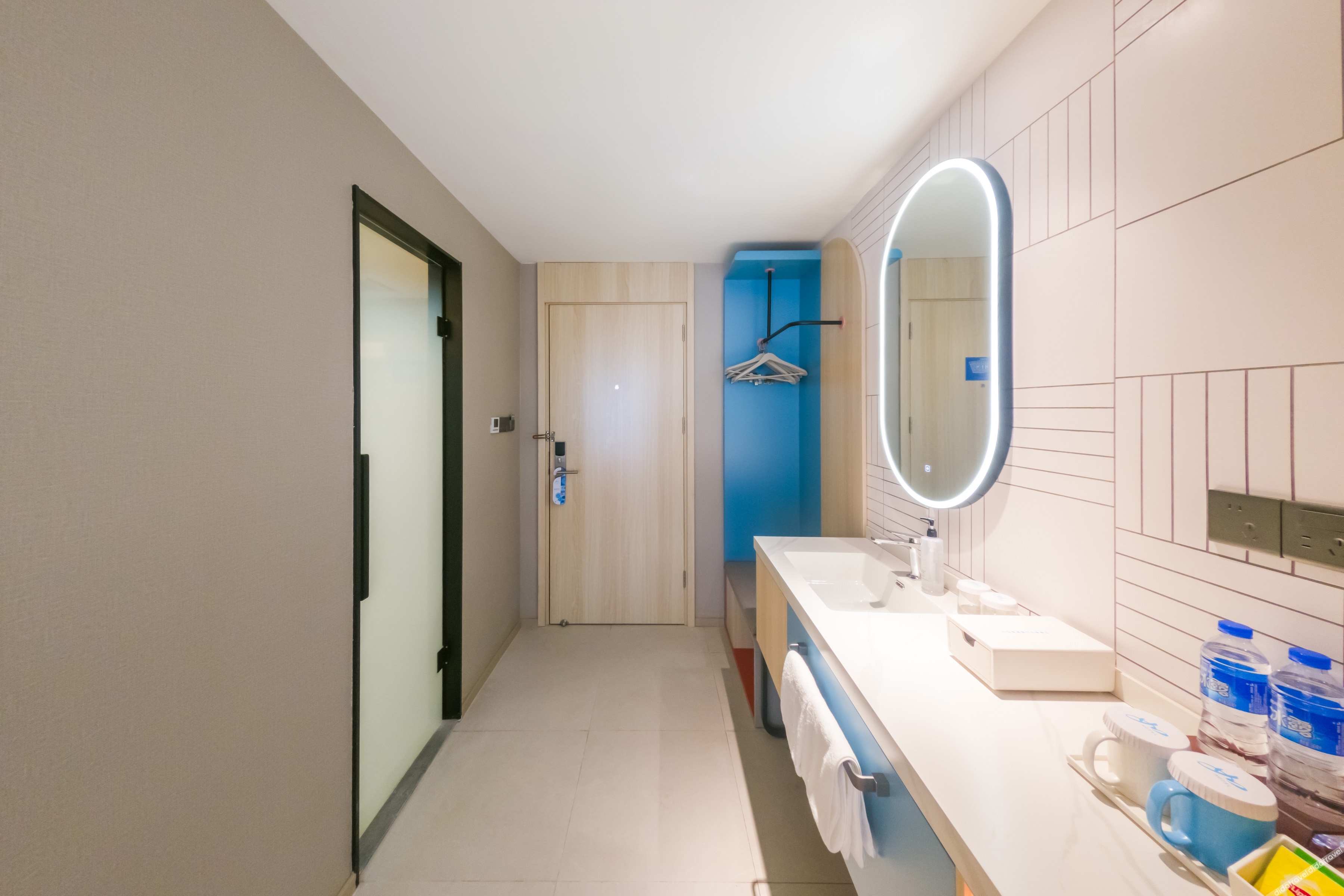 Home Inn Neo (Chongqing Chongqing Medical Affiliated No.1 Hospital Yuanjiagang Subway Station) 3*