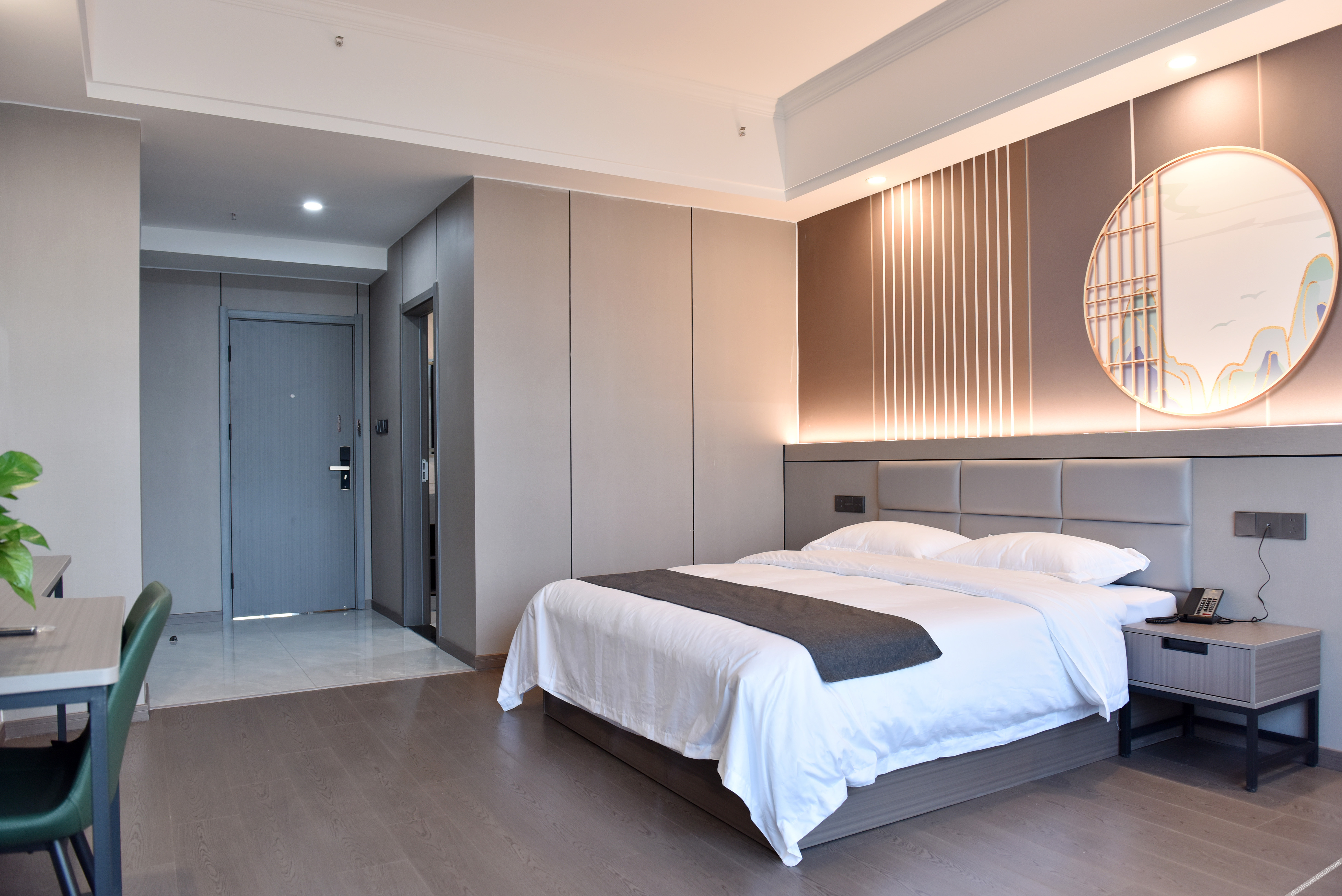 Home Inn Huaxuan Collection Hotel (Hefei Zhongxiang Plaza Binhu Hospital) 2*
