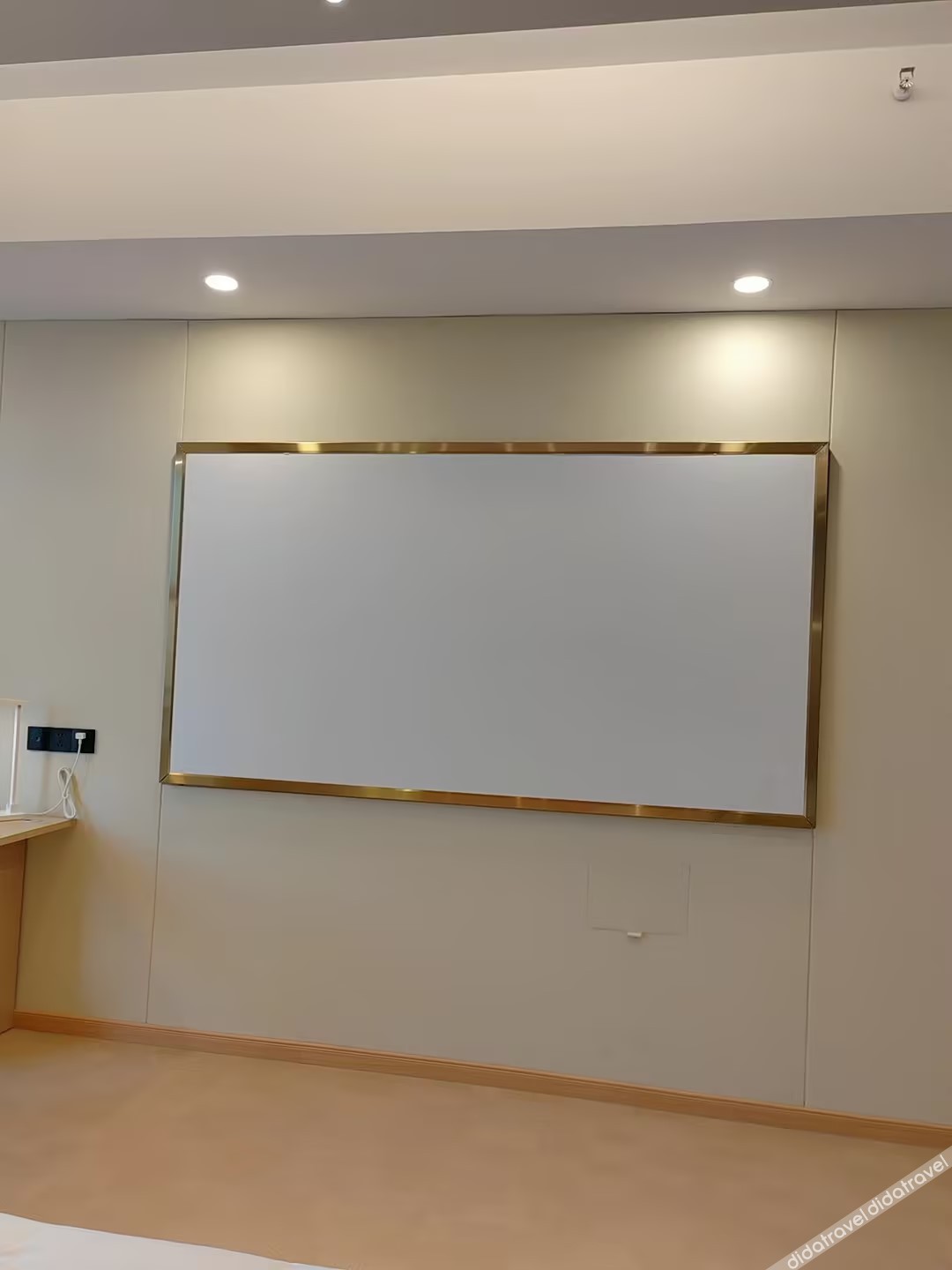 Home Inn Huaxuan Collection Hotel (Hefei Zhongxiang Plaza Binhu Hospital) 2*