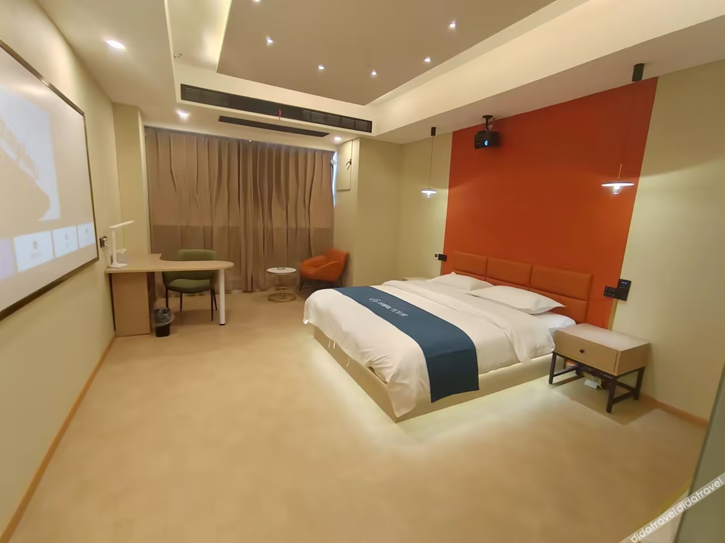 Home Inn Huaxuan Collection Hotel (Hefei Zhongxiang Plaza Binhu Hospital) 2*