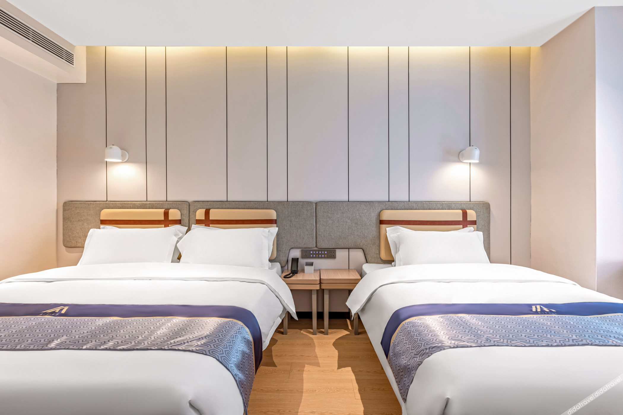Aifeel Hotel (Jinzhong Yuci Dingyang Wanda Plaza) 3*