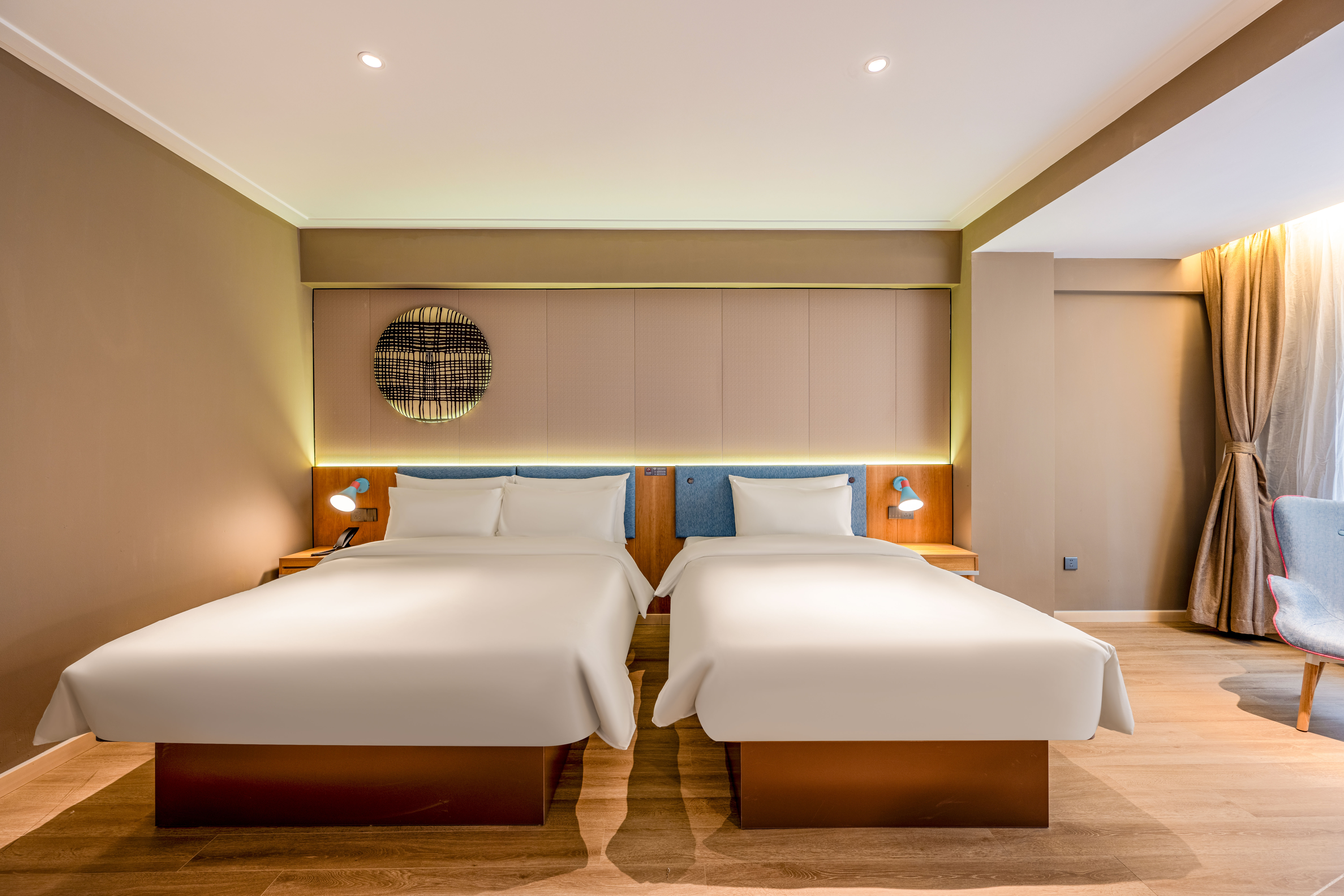 Home Inn NEO-Wenchang Wennan Old Street Confucian Temple Yanjiang Road Branch 2*