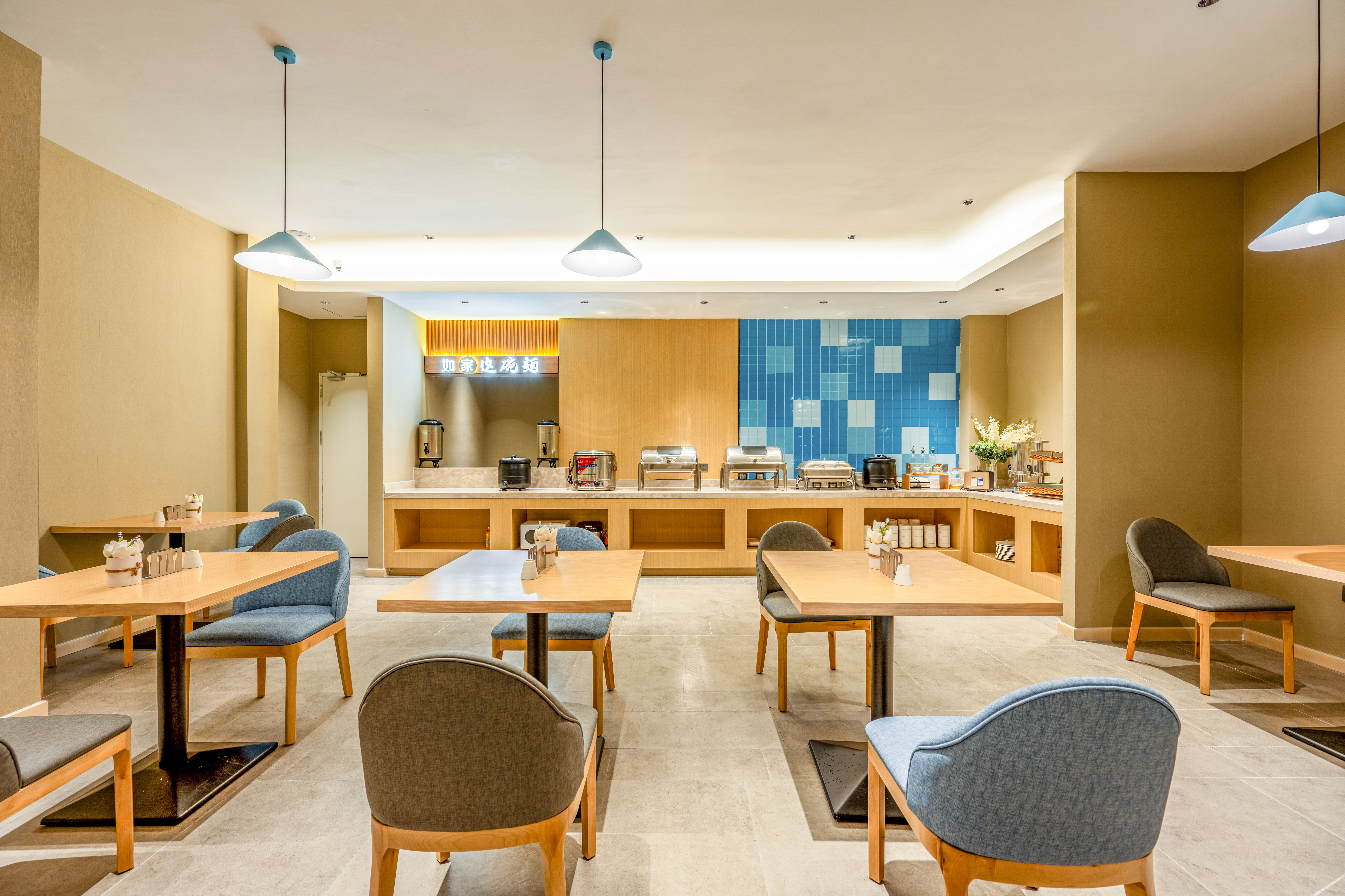 Home Inn NEO-Wenchang Wennan Old Street Confucian Temple Yanjiang Road Branch 2*