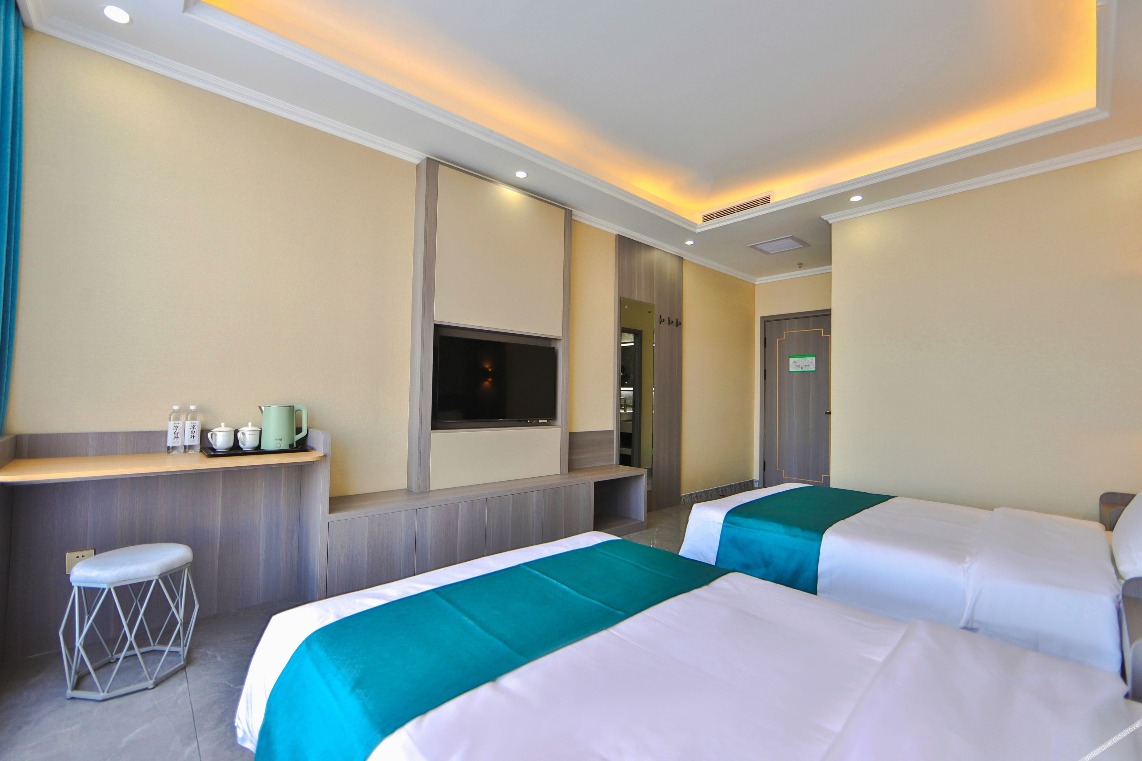Home Inn Huaxuan Collection Hotel (Dehui West Railway Station) 3*