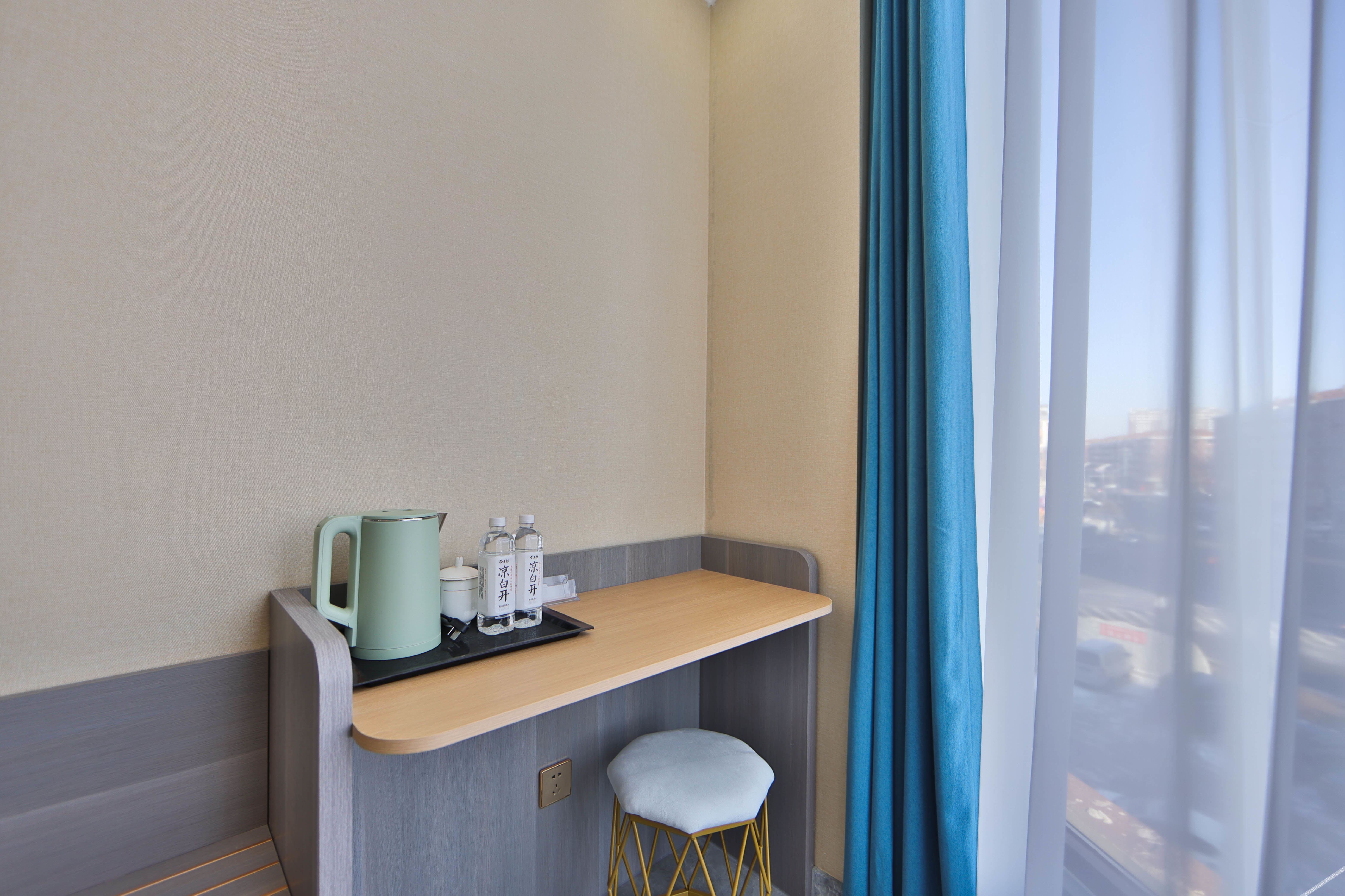 Home Inn Huaxuan Collection Hotel (Dehui West Railway Station) 3*