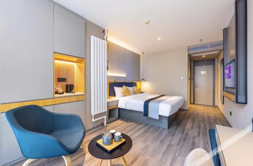 Homeinn Selected Hotel (Lanzhou Yongchang Road Zhangye Road Pedestrian Street) 3*