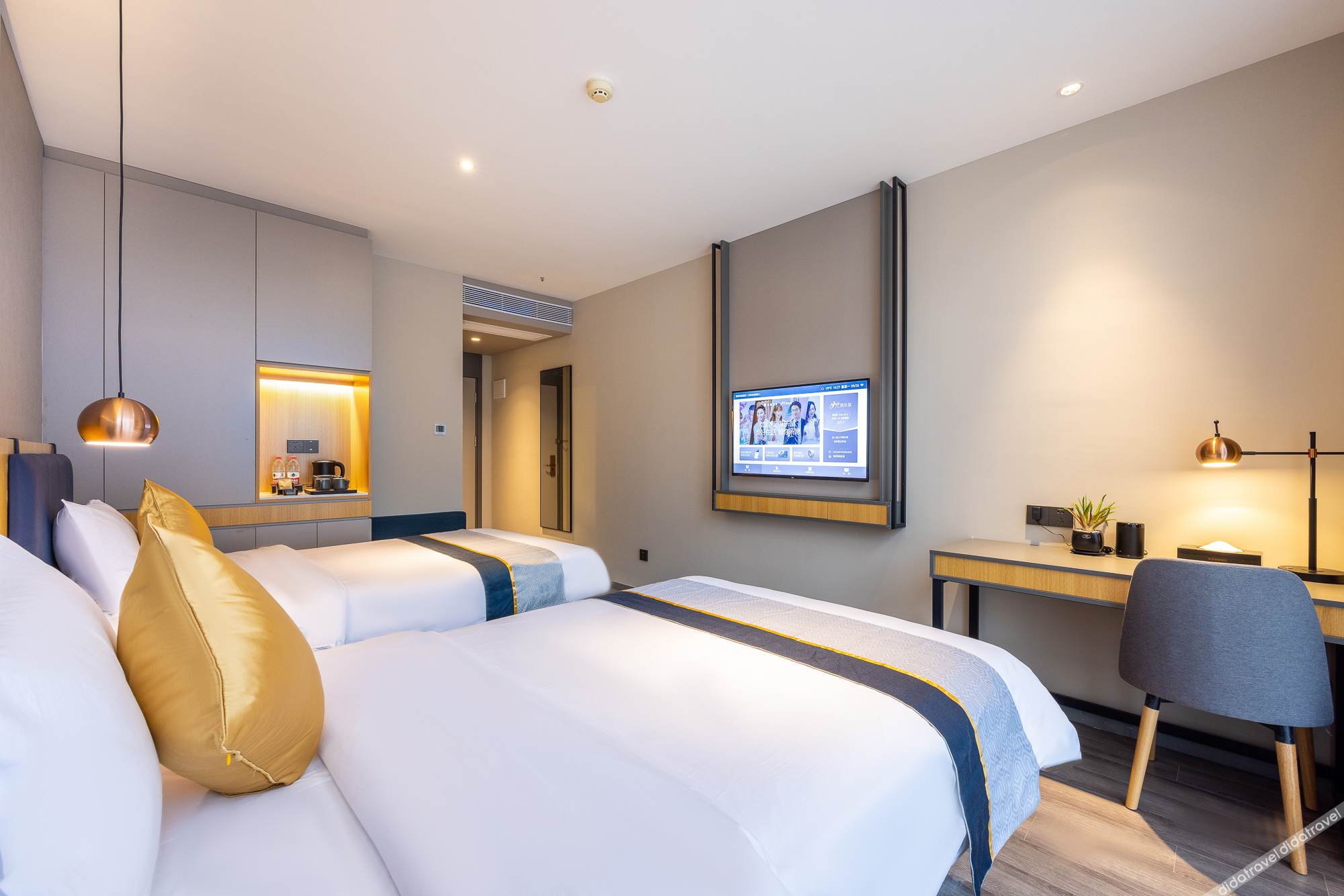 Homeinn Selected Hotel (Lanzhou Yongchang Road Zhangye Road Pedestrian Street) 3*