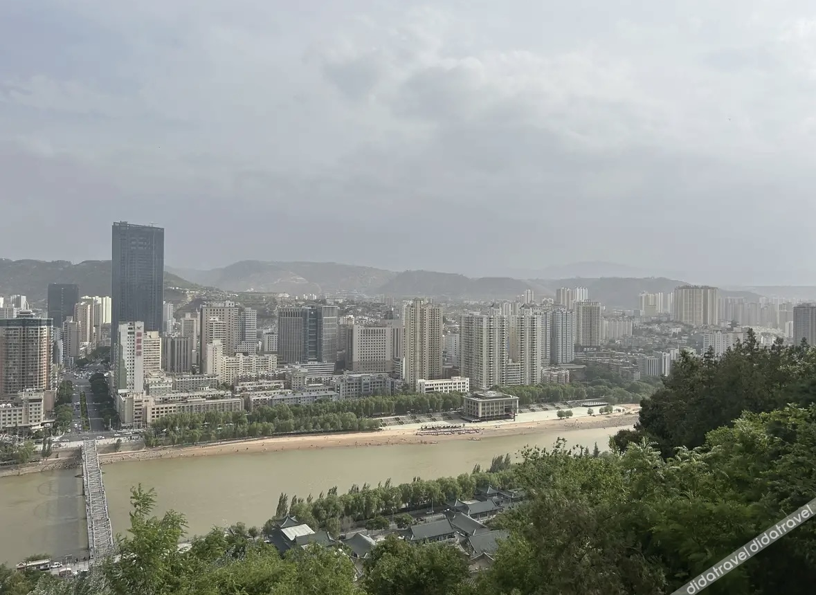 Homeinn Selected Hotel (Lanzhou Yongchang Road Zhangye Road Pedestrian Street) 3*